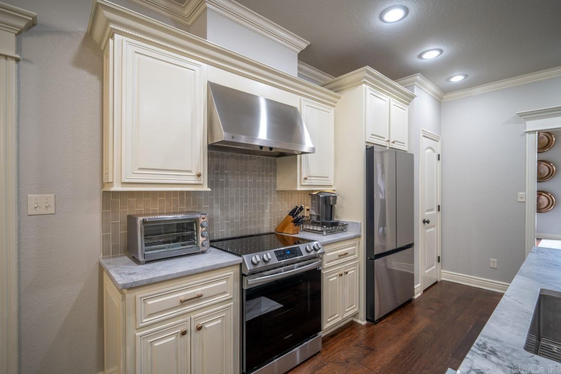 Preston Oaks - Residential