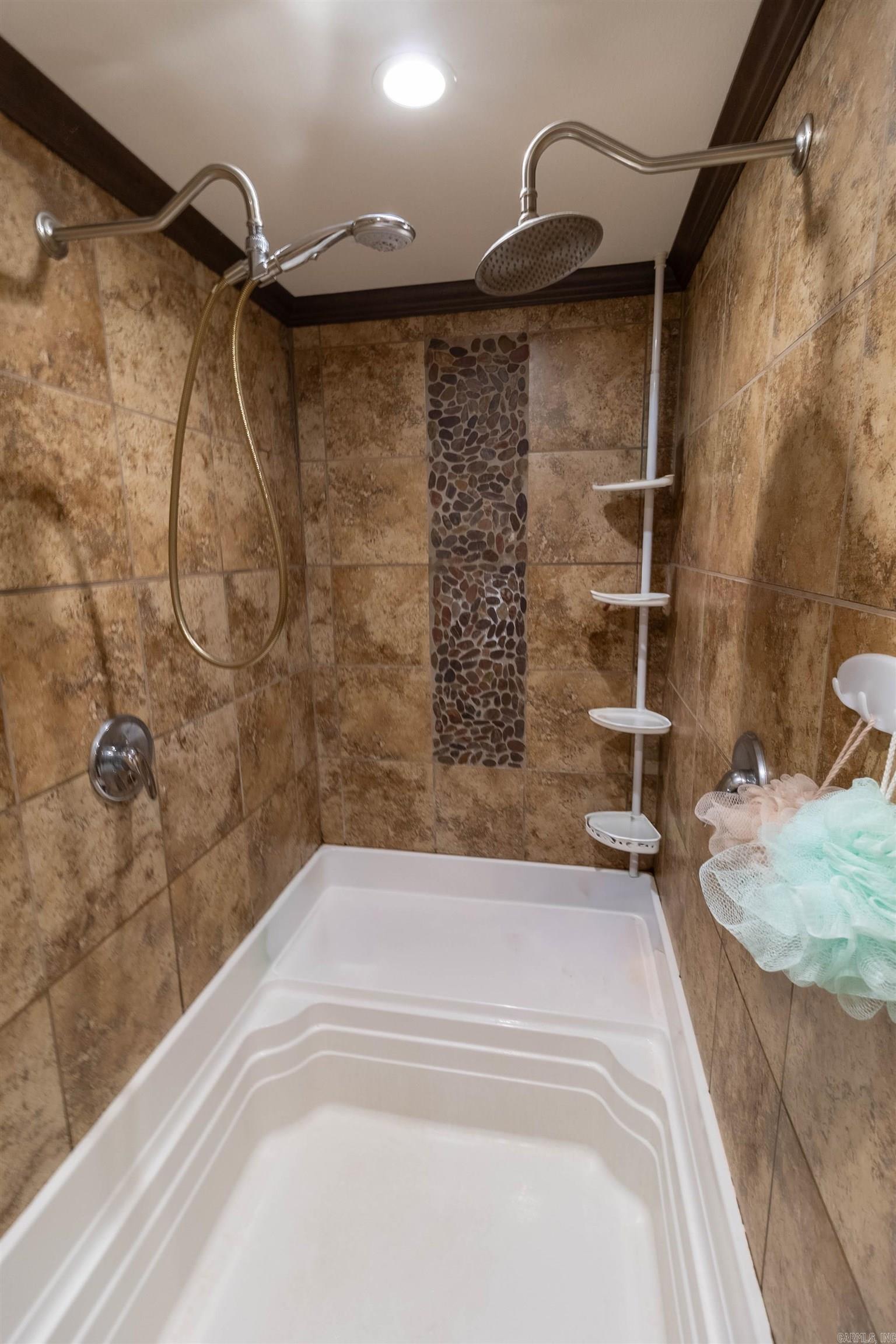 TORRO PARK - Residential