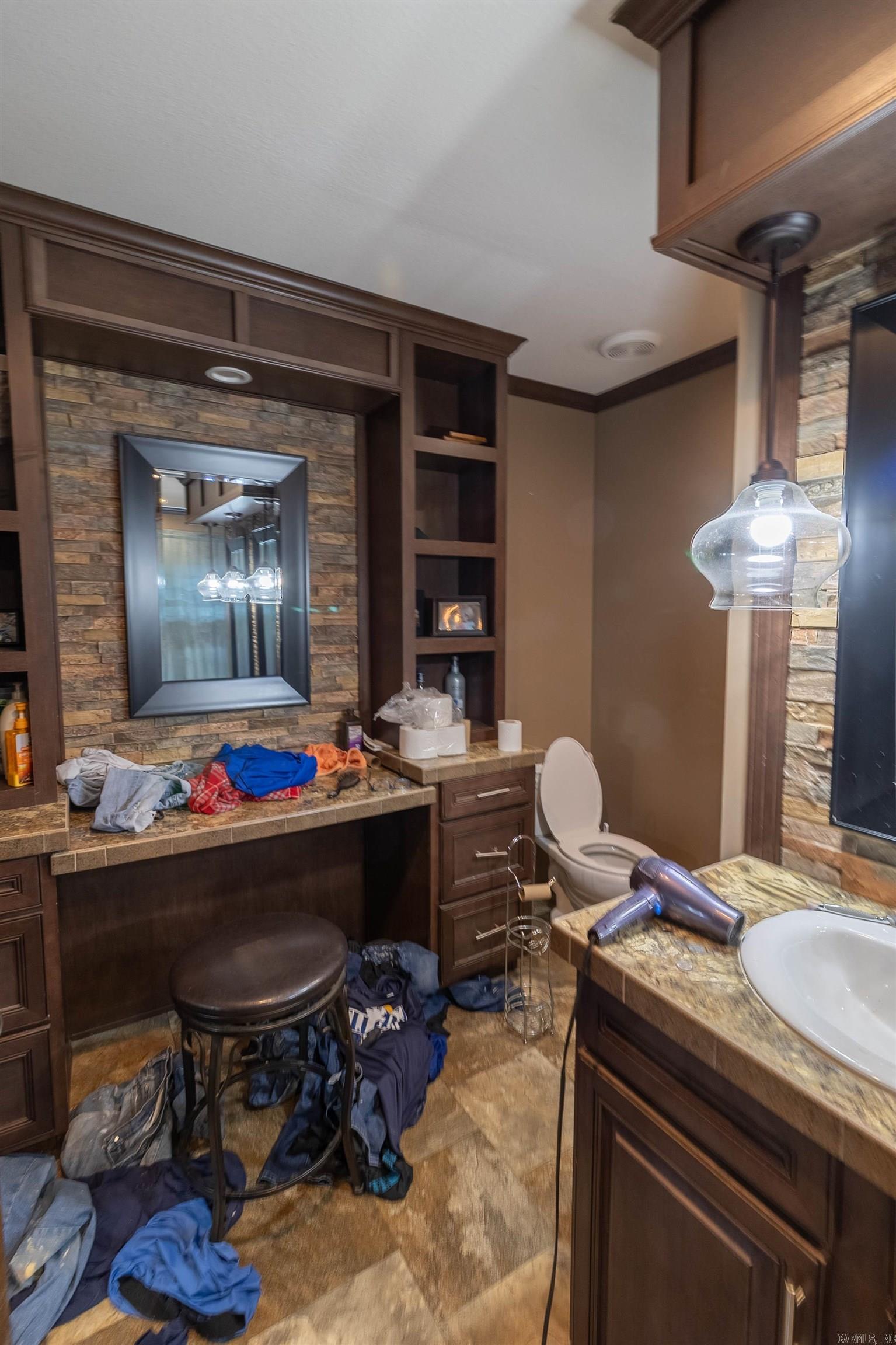 TORRO PARK - Residential