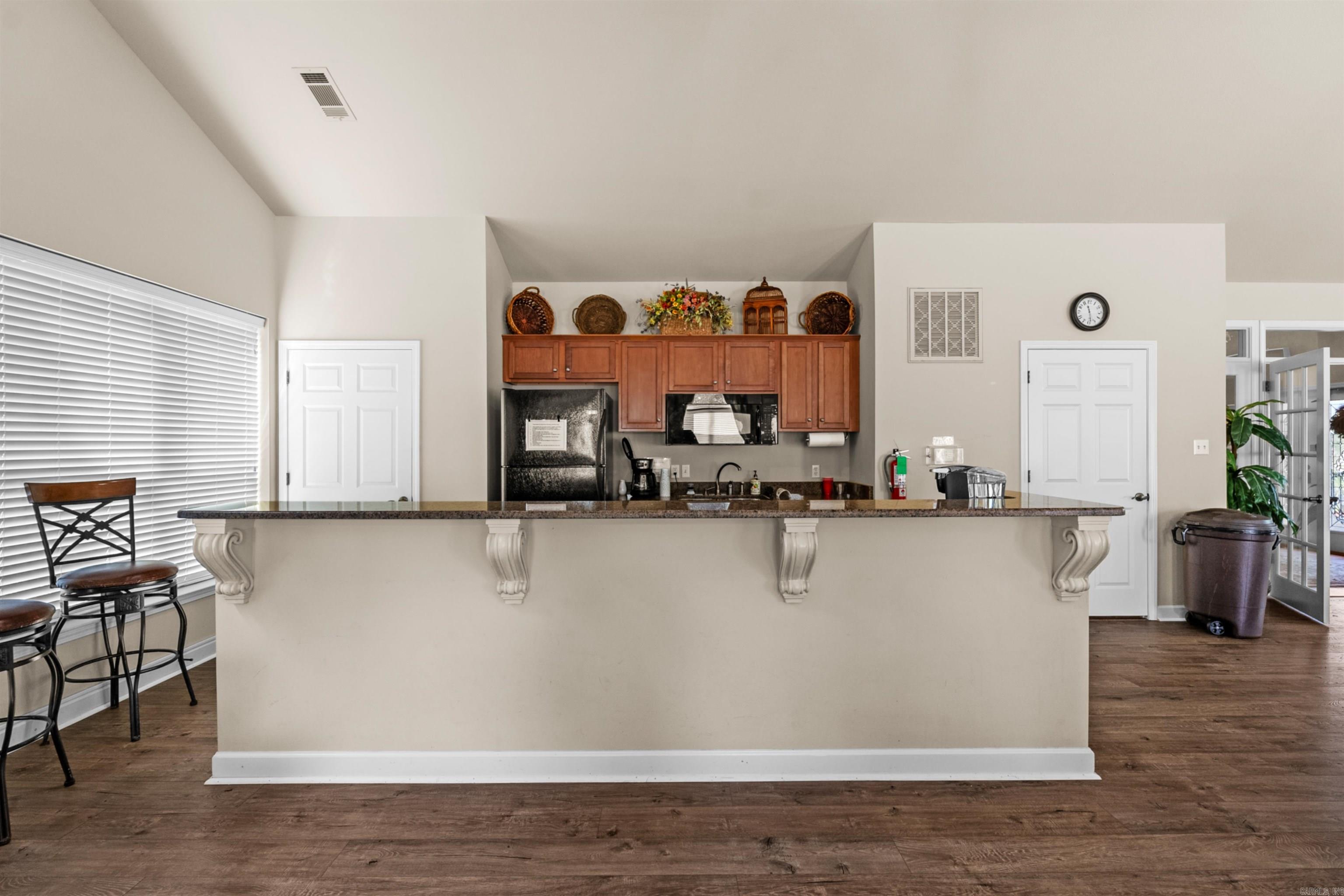 MOUNTAIN TERRACE ESTATES TOWNHOM - Residential