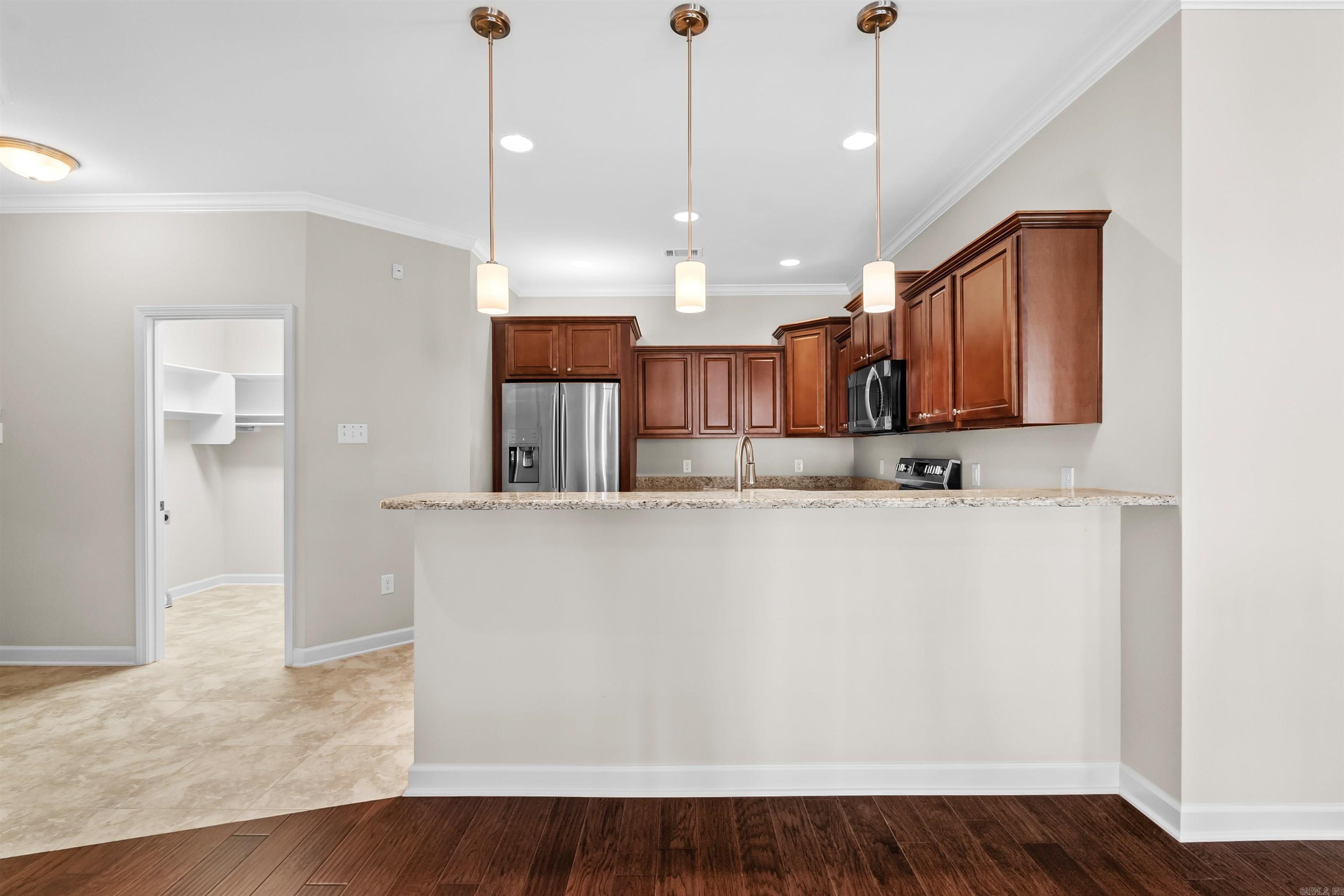 MOUNTAIN TERRACE ESTATES TOWNHOM - Residential