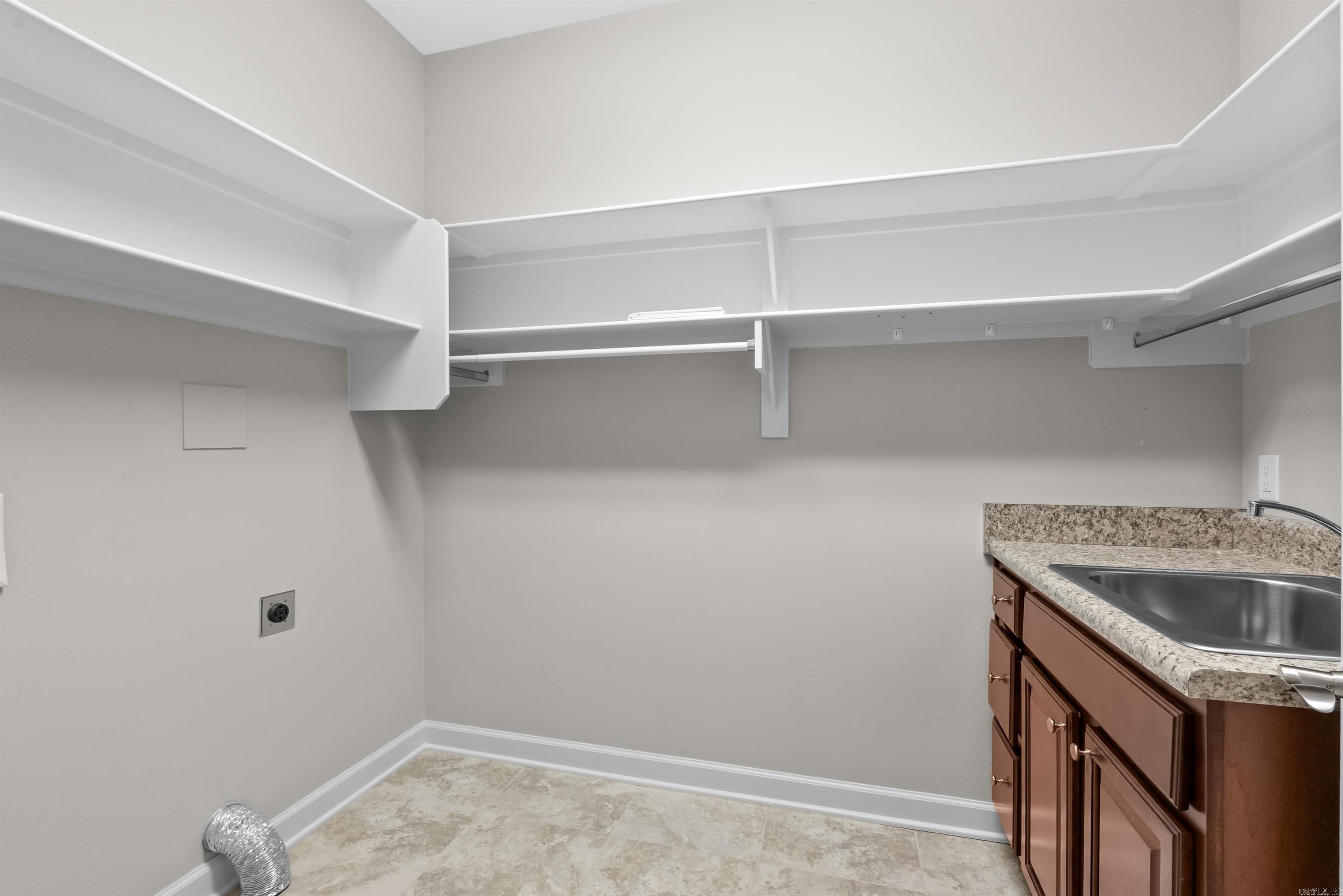 MOUNTAIN TERRACE ESTATES TOWNHOM - Residential