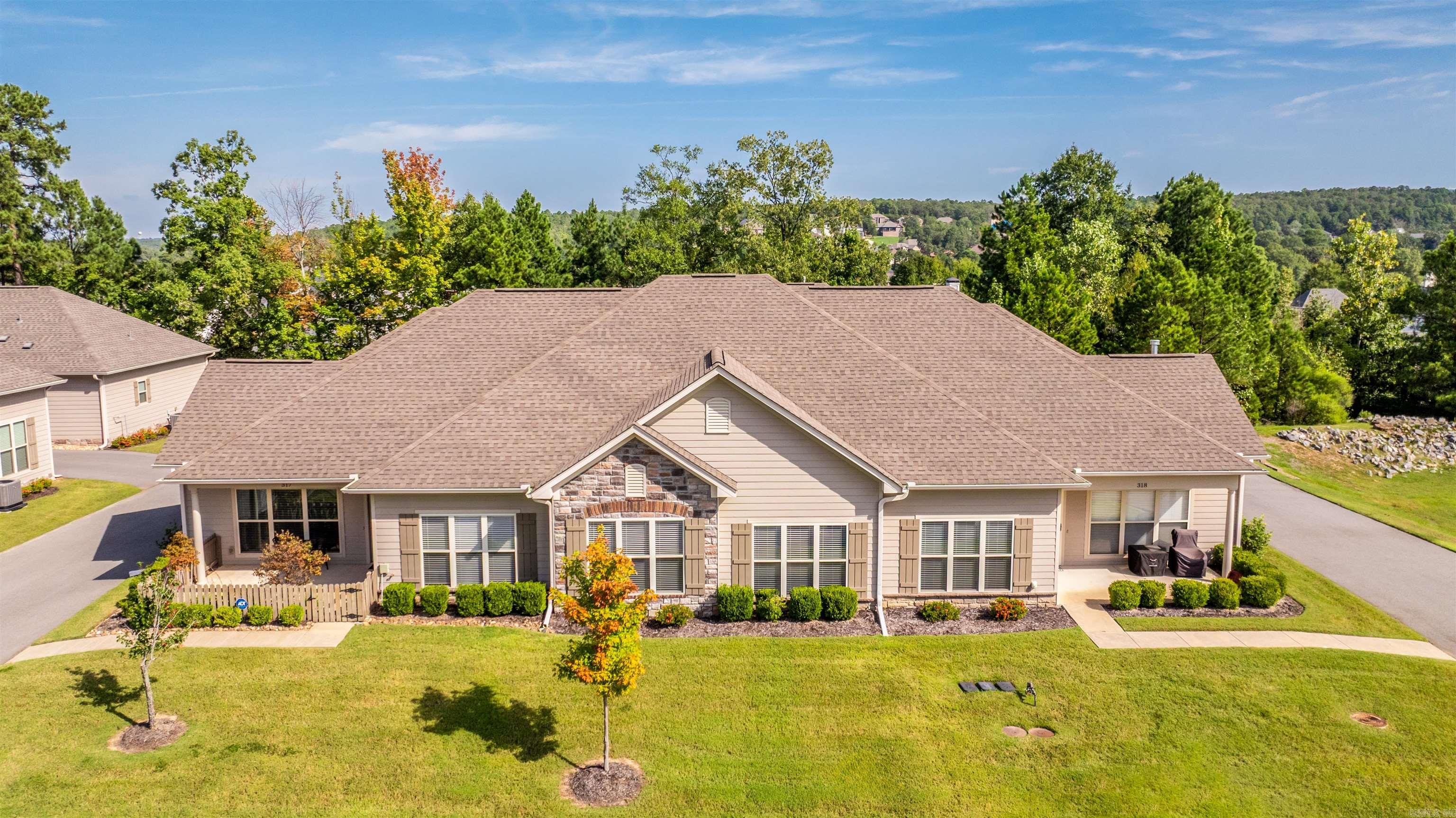 MOUNTAIN TERRACE ESTATES TOWNHOM - Residential