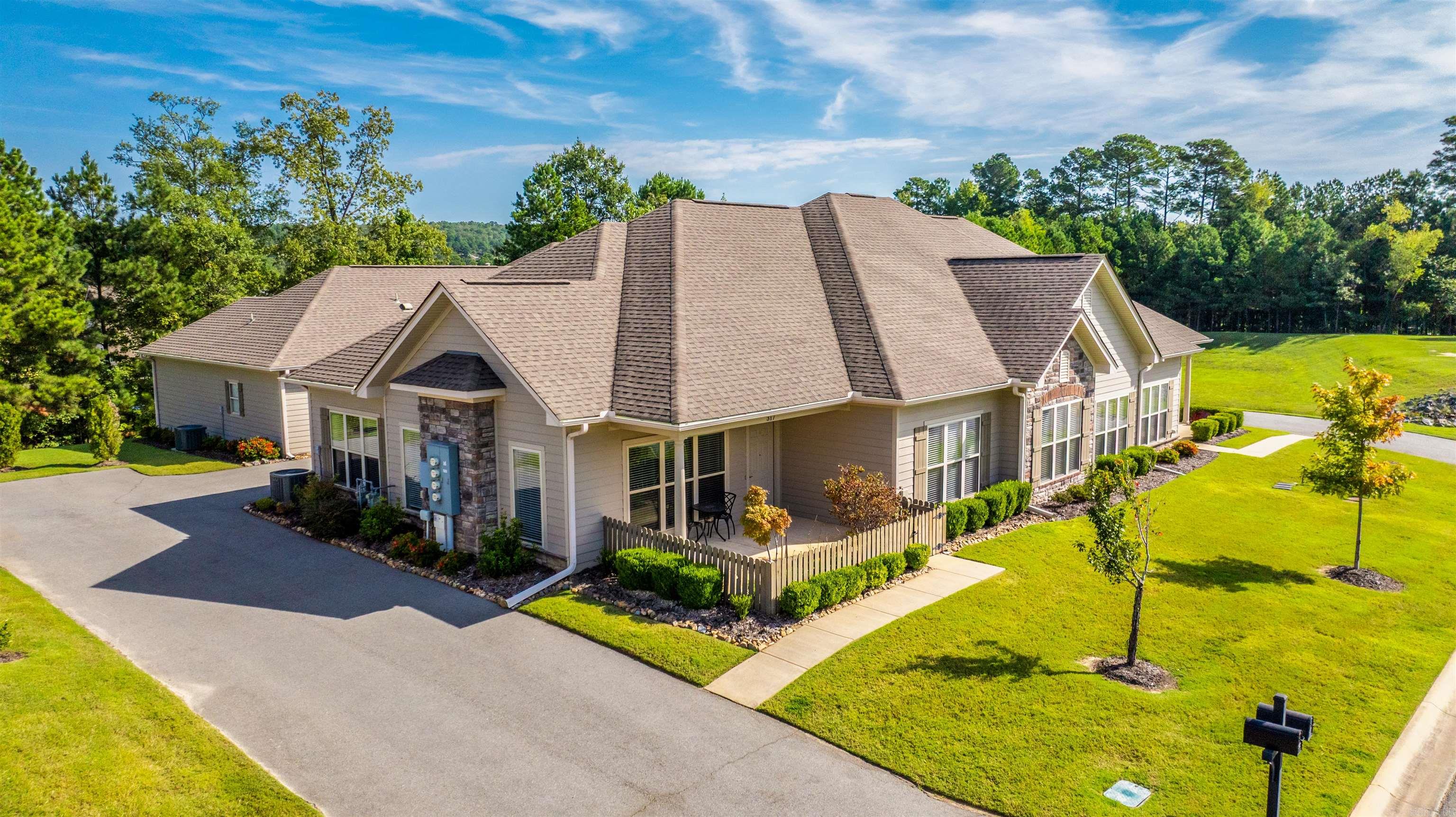 MOUNTAIN TERRACE ESTATES TOWNHOM - Residential