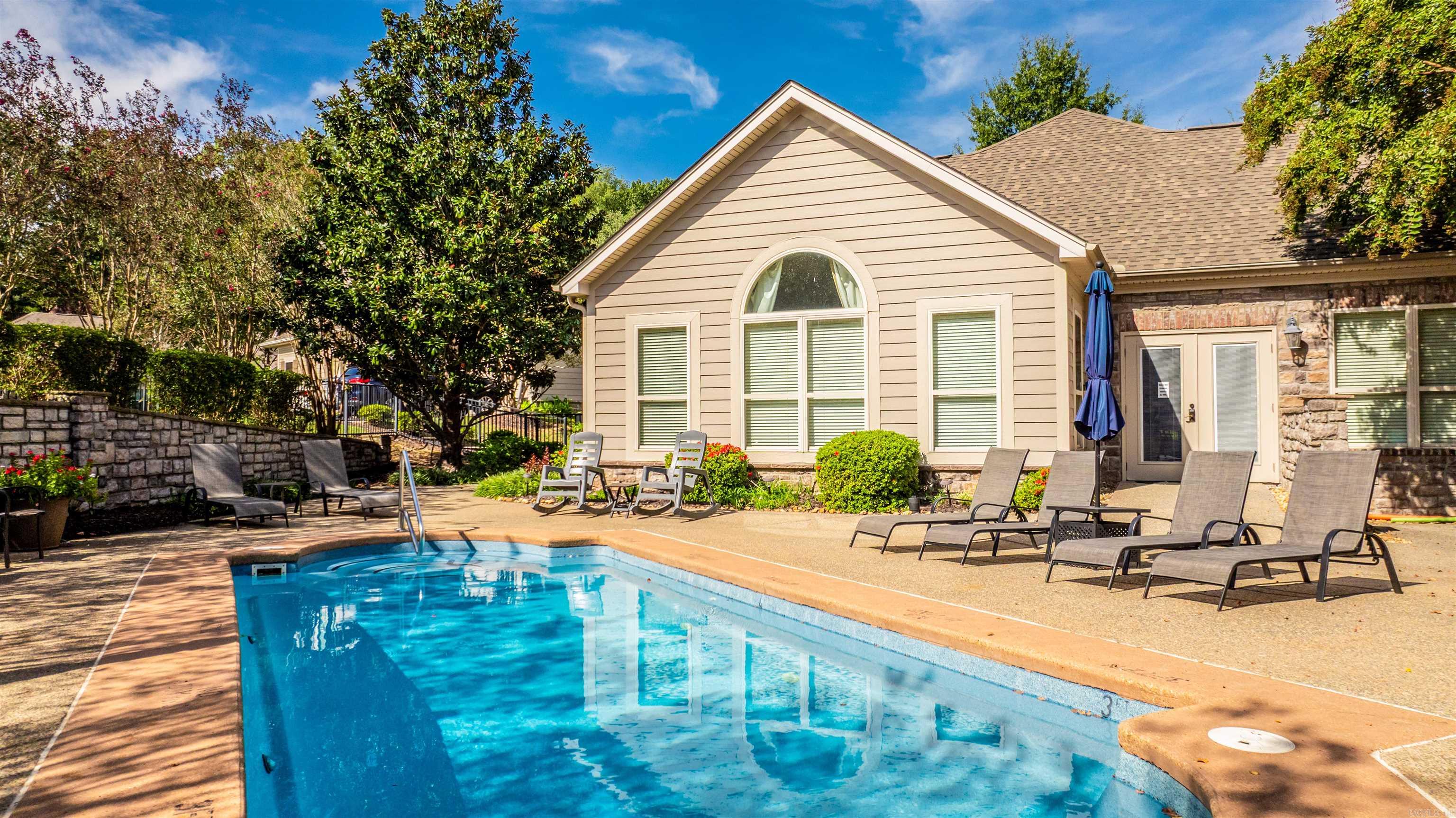 MOUNTAIN TERRACE ESTATES TOWNHOM - Residential