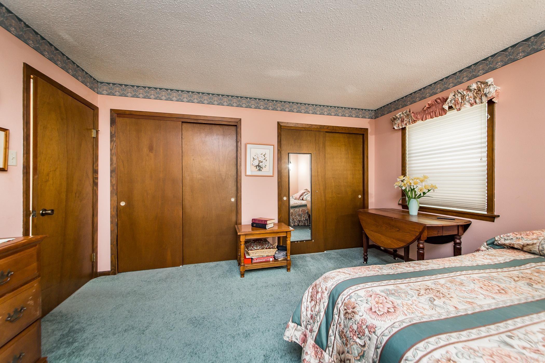 INDIAN HILLS - Residential