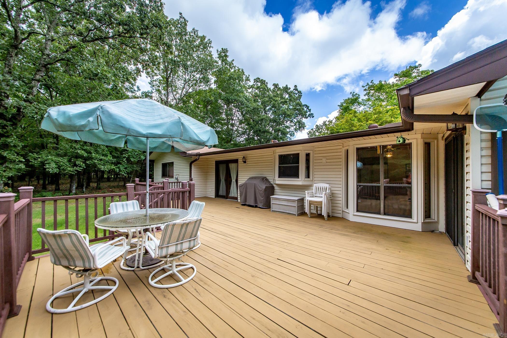 INDIAN HILLS - Residential