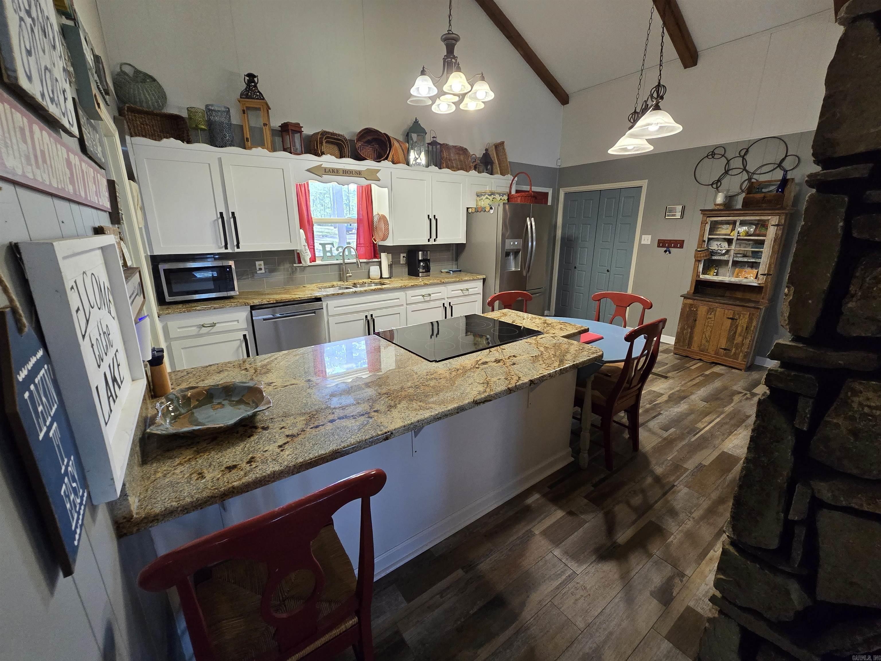 Morgan Manor - Residential