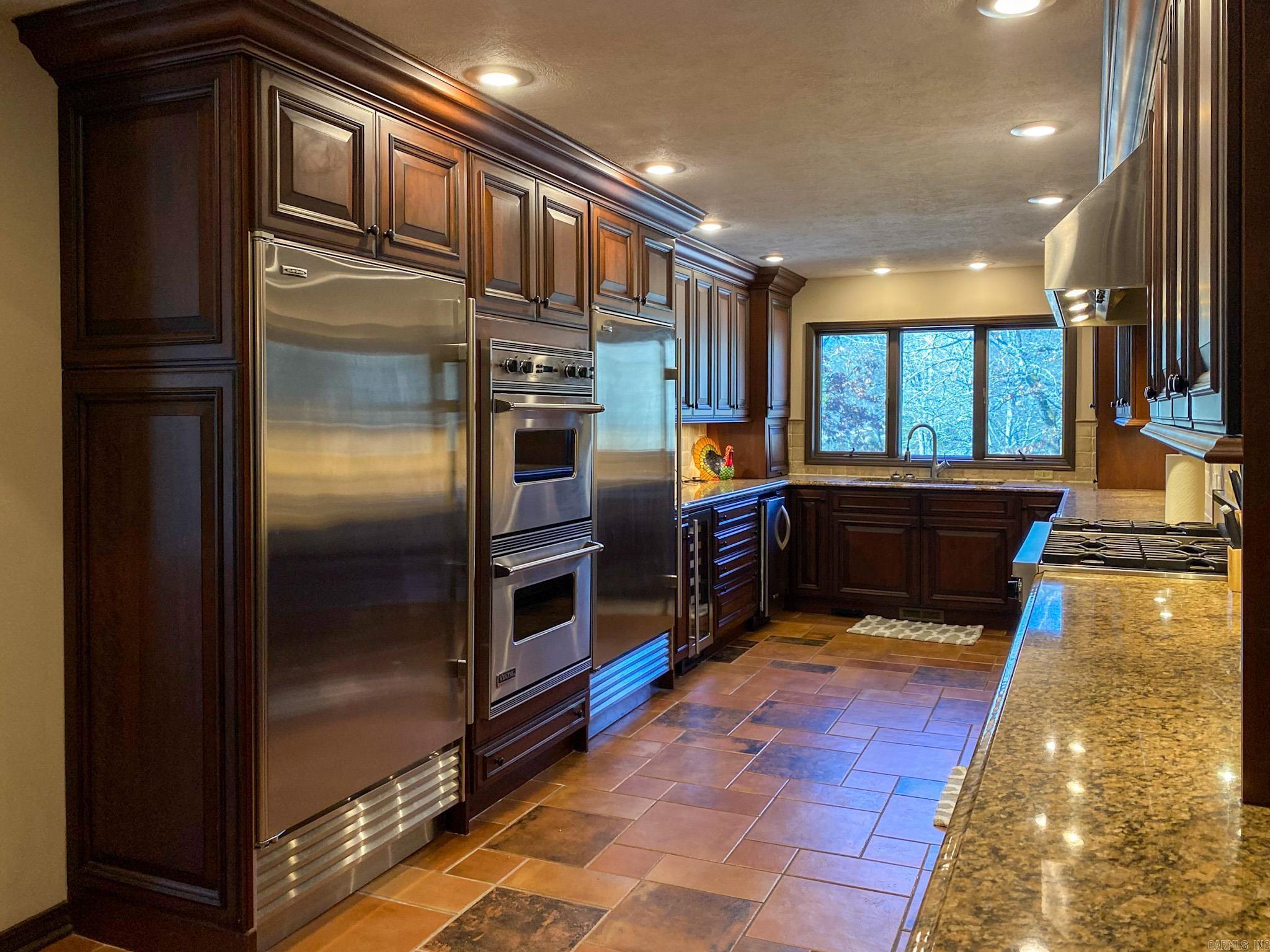 White Estates - Residential