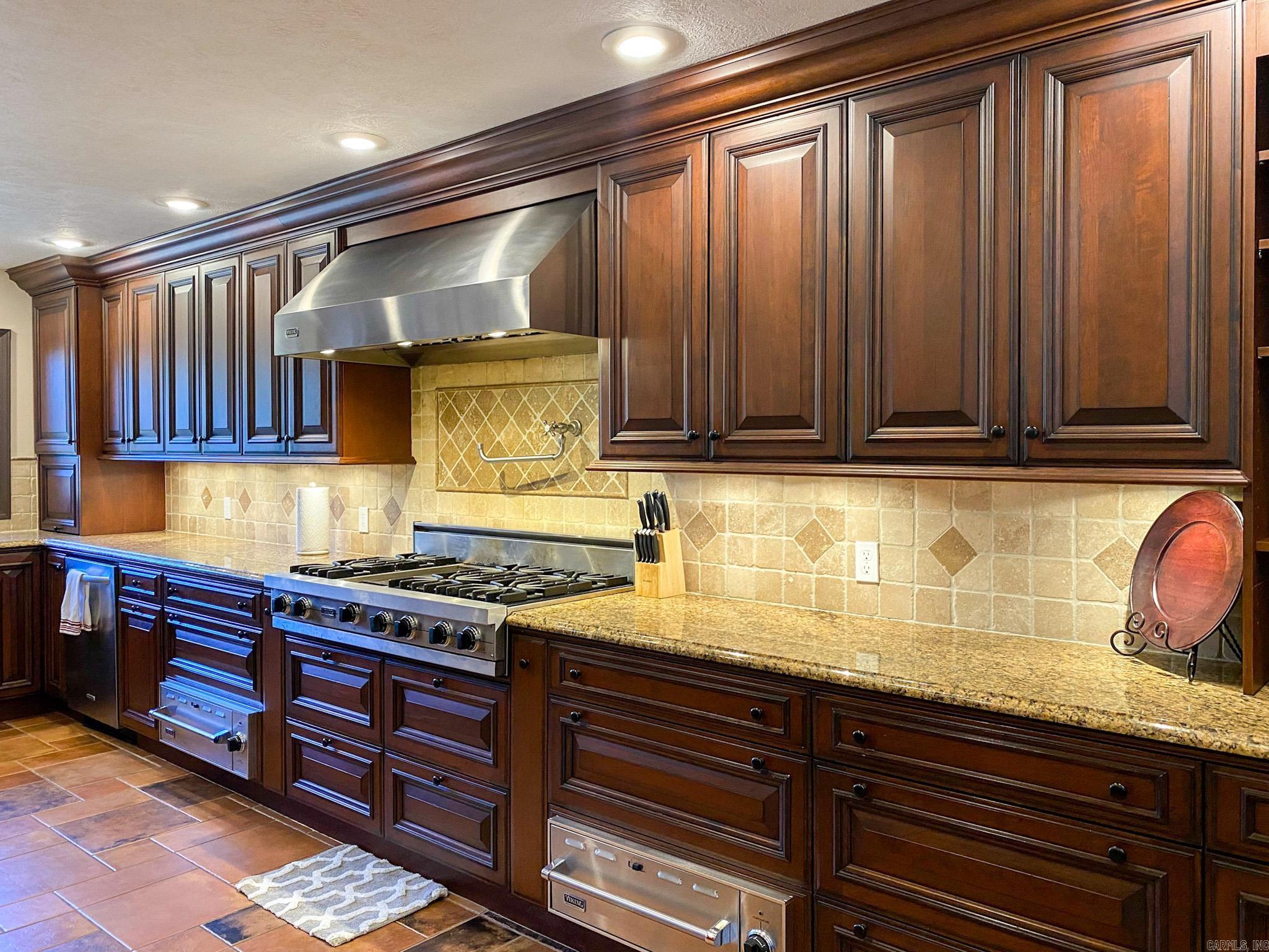 White Estates - Residential