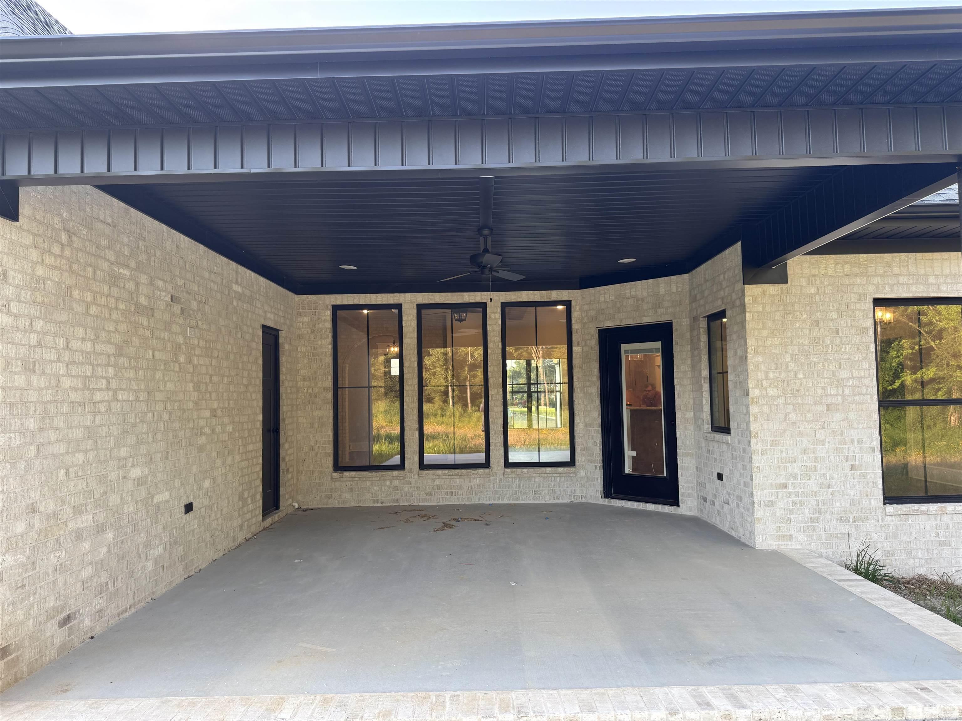 SADDLEBROOK EST - Residential