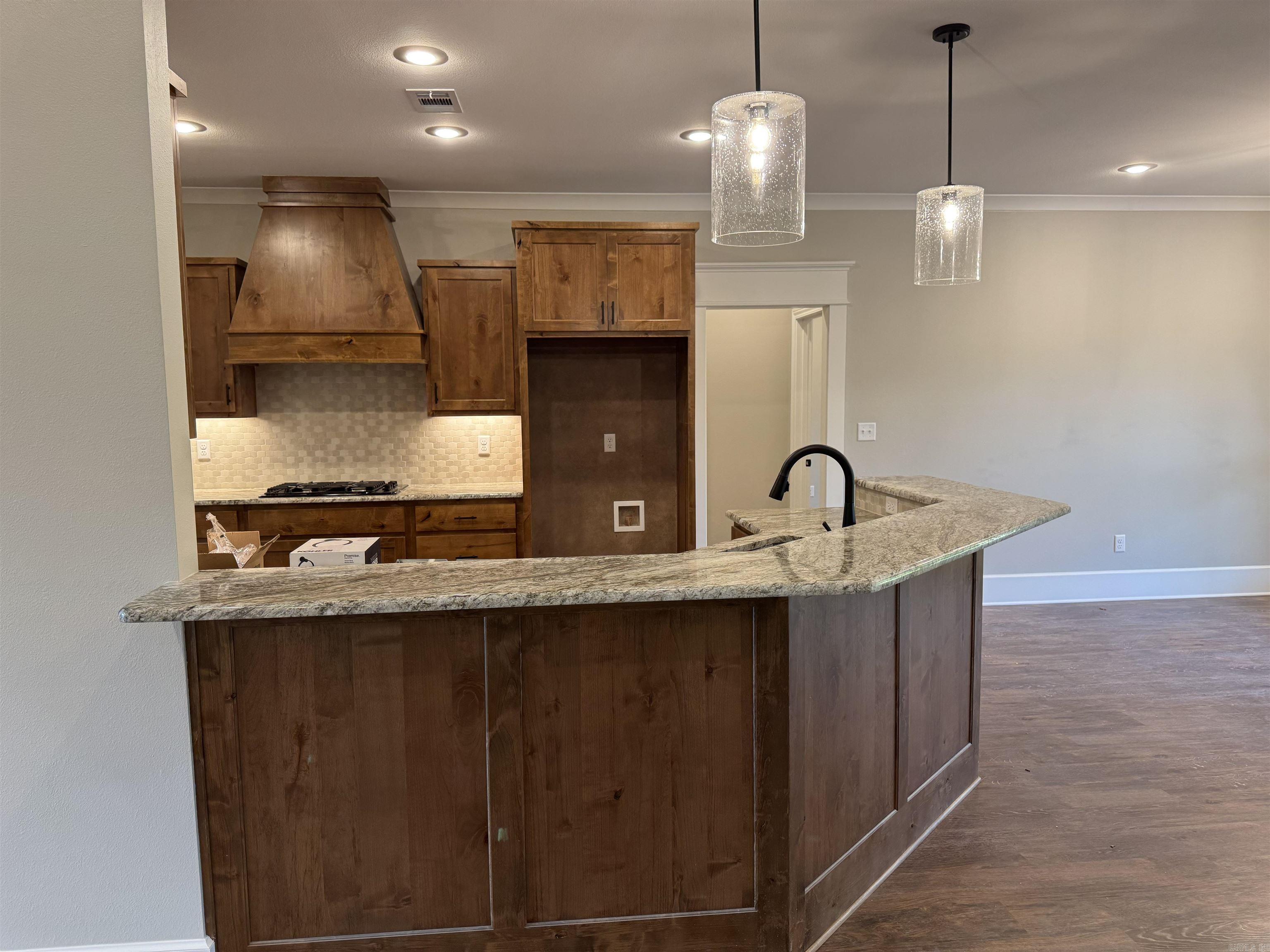 SADDLEBROOK EST - Residential