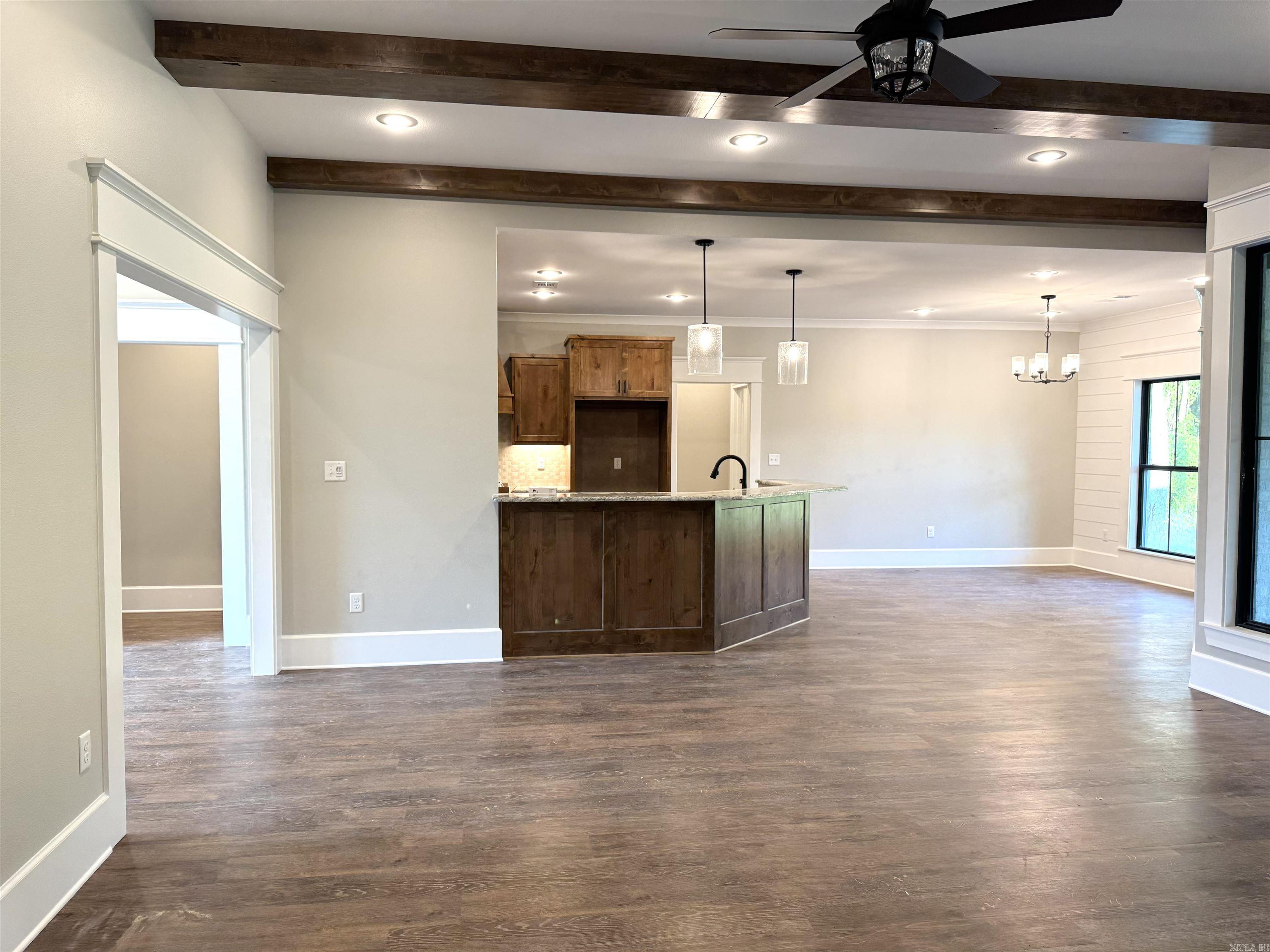 SADDLEBROOK EST - Residential