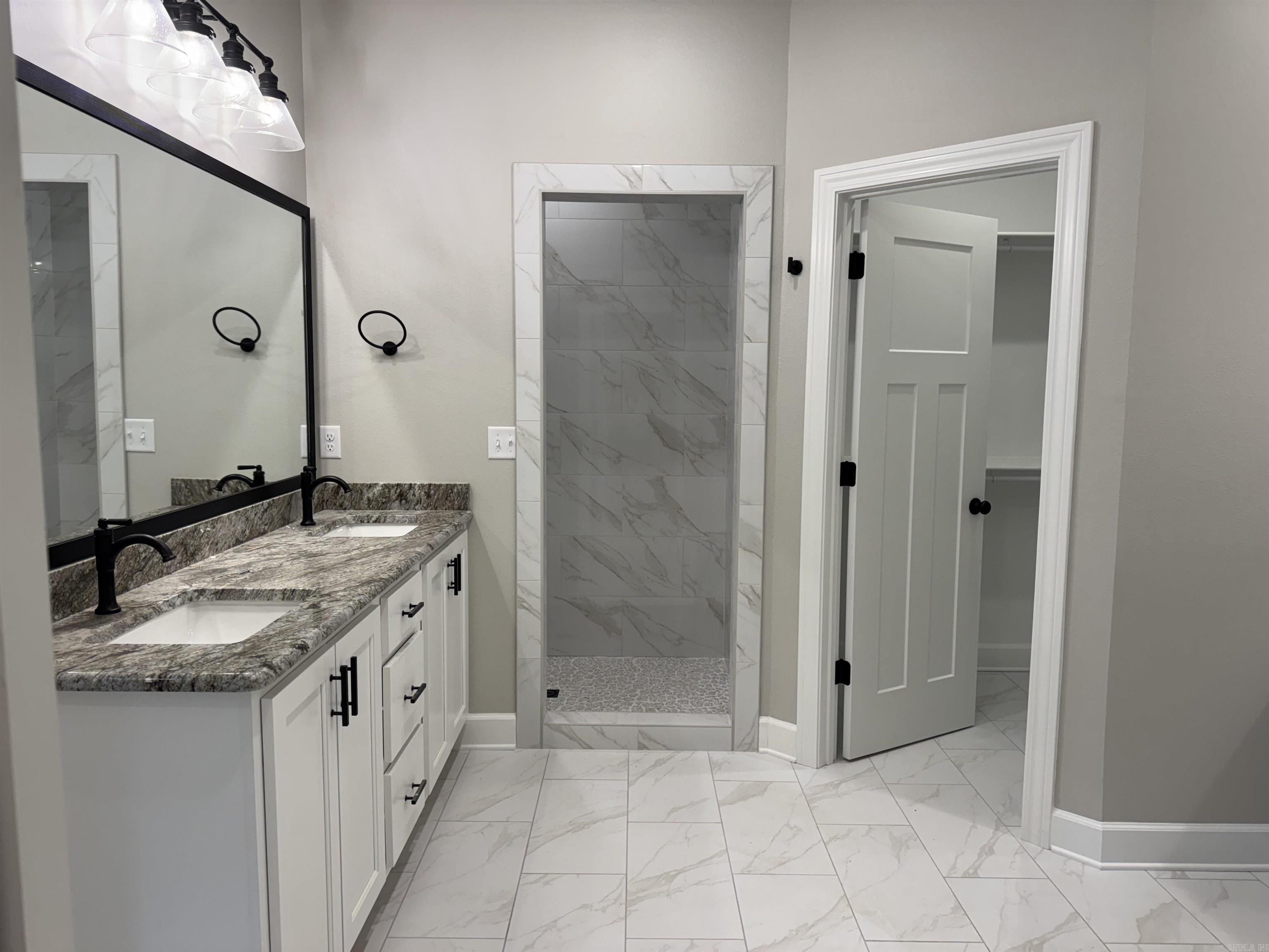 SADDLEBROOK EST - Residential