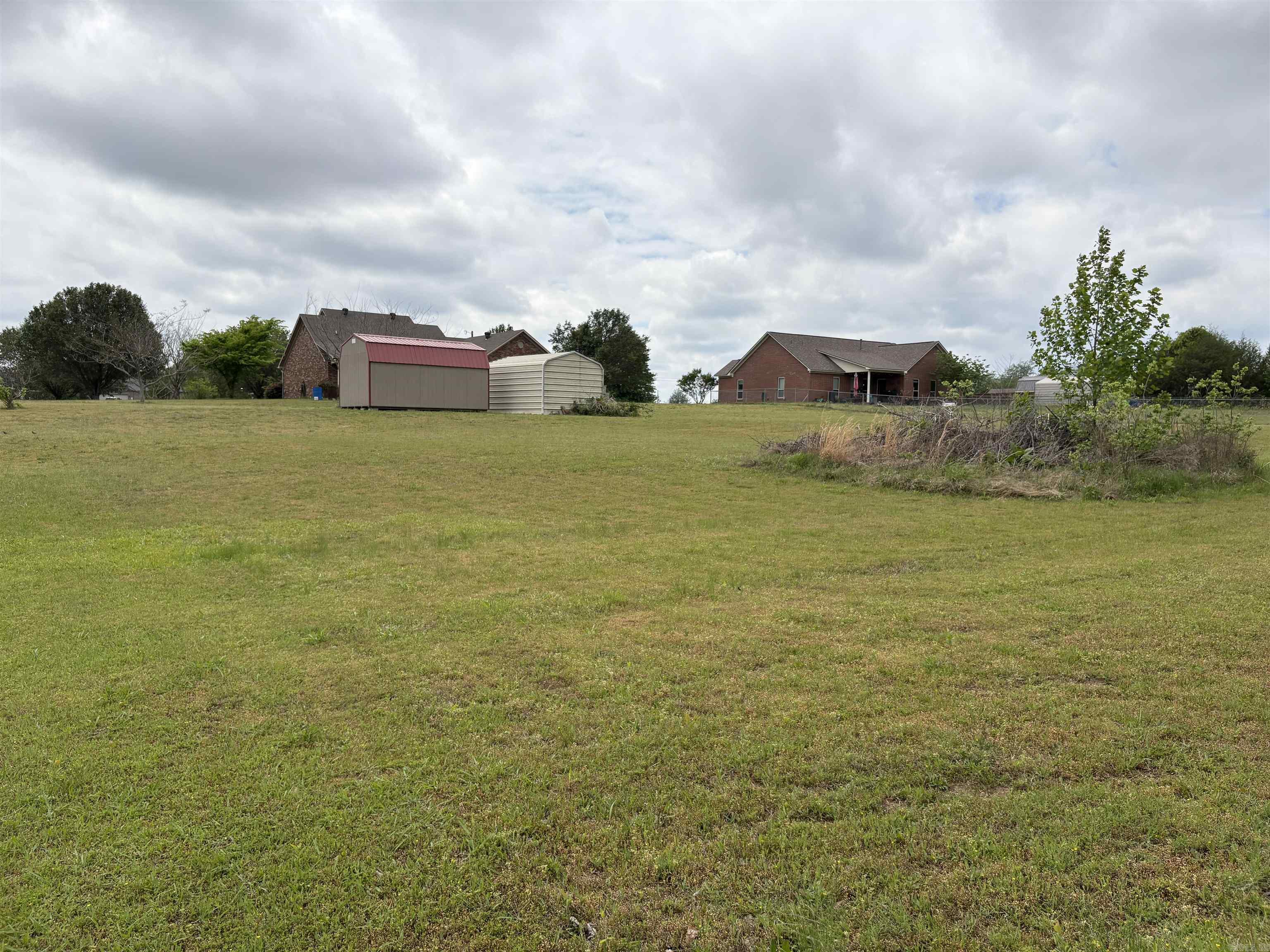 KESSINGER PLACE - Residential