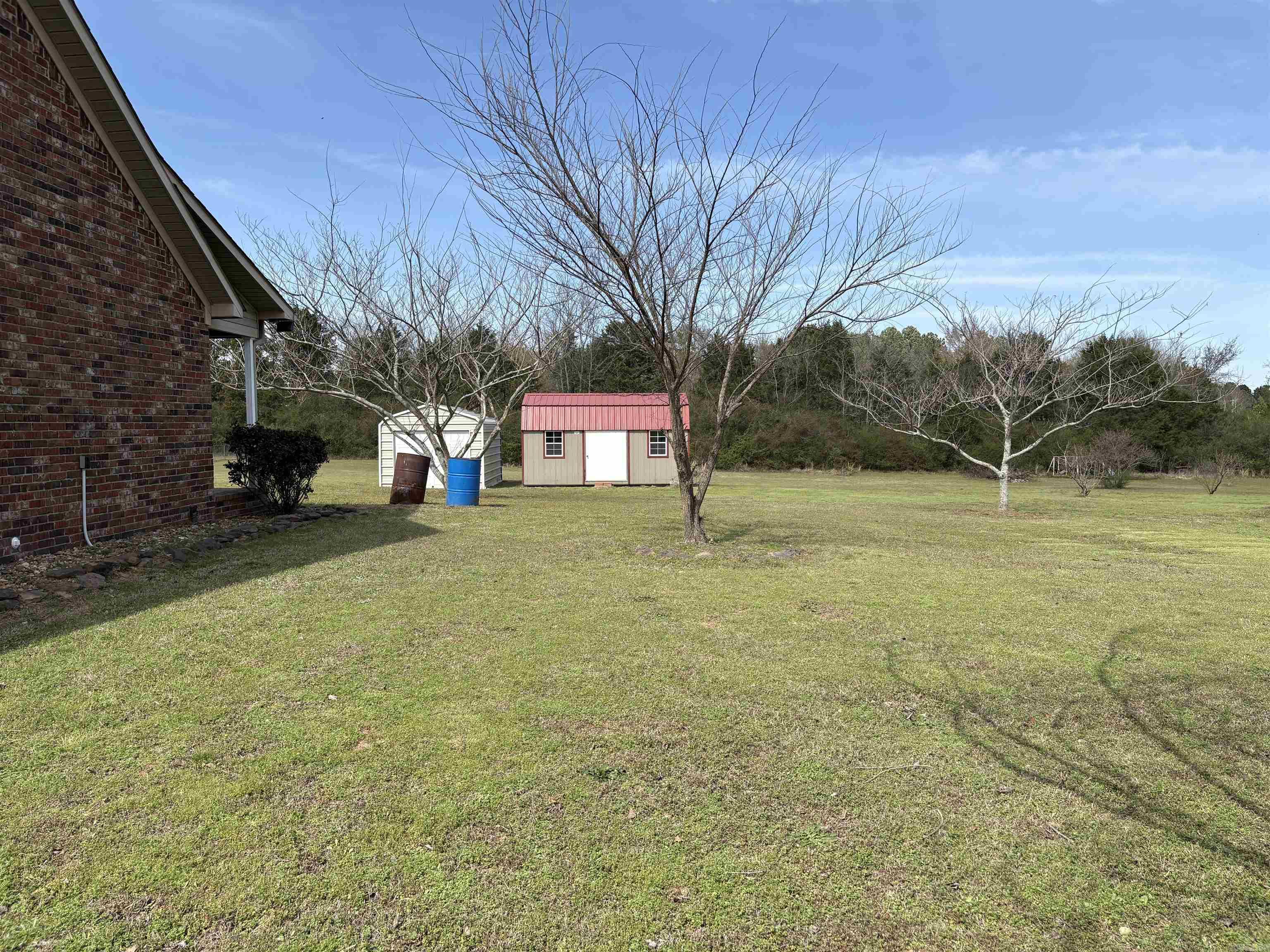 KESSINGER PLACE - Residential