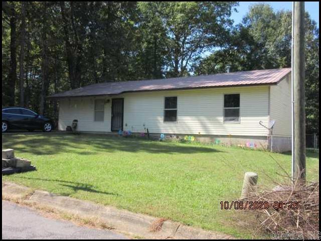 CUTE HOME IN ROLLING PINES SUBDIVISION!! This Four Bedroom Two Bathroom Home Features 1400 Sqft! Includes Stove and Refrigerator In The Kitchen, And Washer/Dryer Hookups! Wood And Tile Flooring Throughout! Central Heat And Air! Fenced In Backyard! Pad For Parking! PET FRIENDLY!! DIRECTIONS: Get On I-430 S From W Markham St And S Shackleford Rd, Follow I-430 S To I-30 Frontage Rd. Take Exit 128 From I-430 S, Continue On I-30 Frontage Rd. Take Mabelvale West Rd, South Loop And Sardis Rd To Marietta Dr!! AVAILABLE MID SEPTEMBER 2025!!!