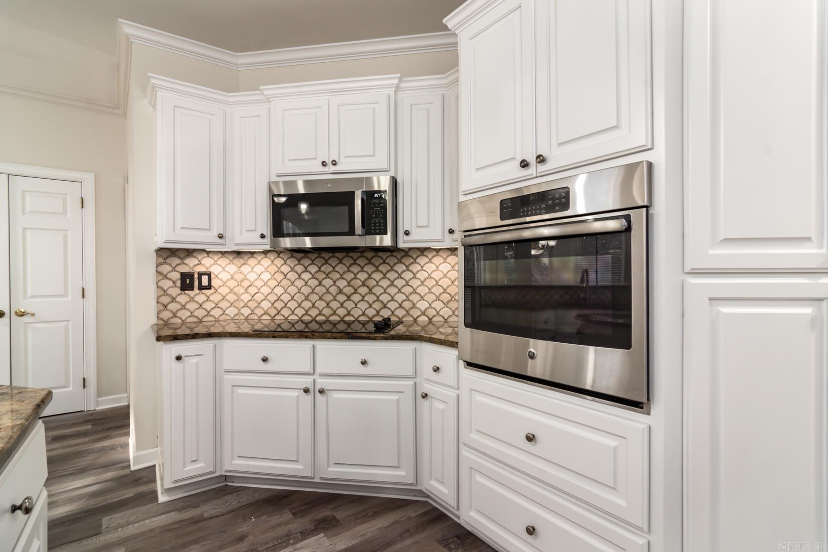 CHENAL VALLEY MARGEUAX - Residential