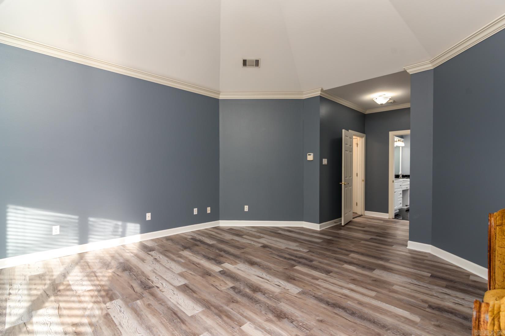 CHENAL VALLEY MARGEUAX - Residential