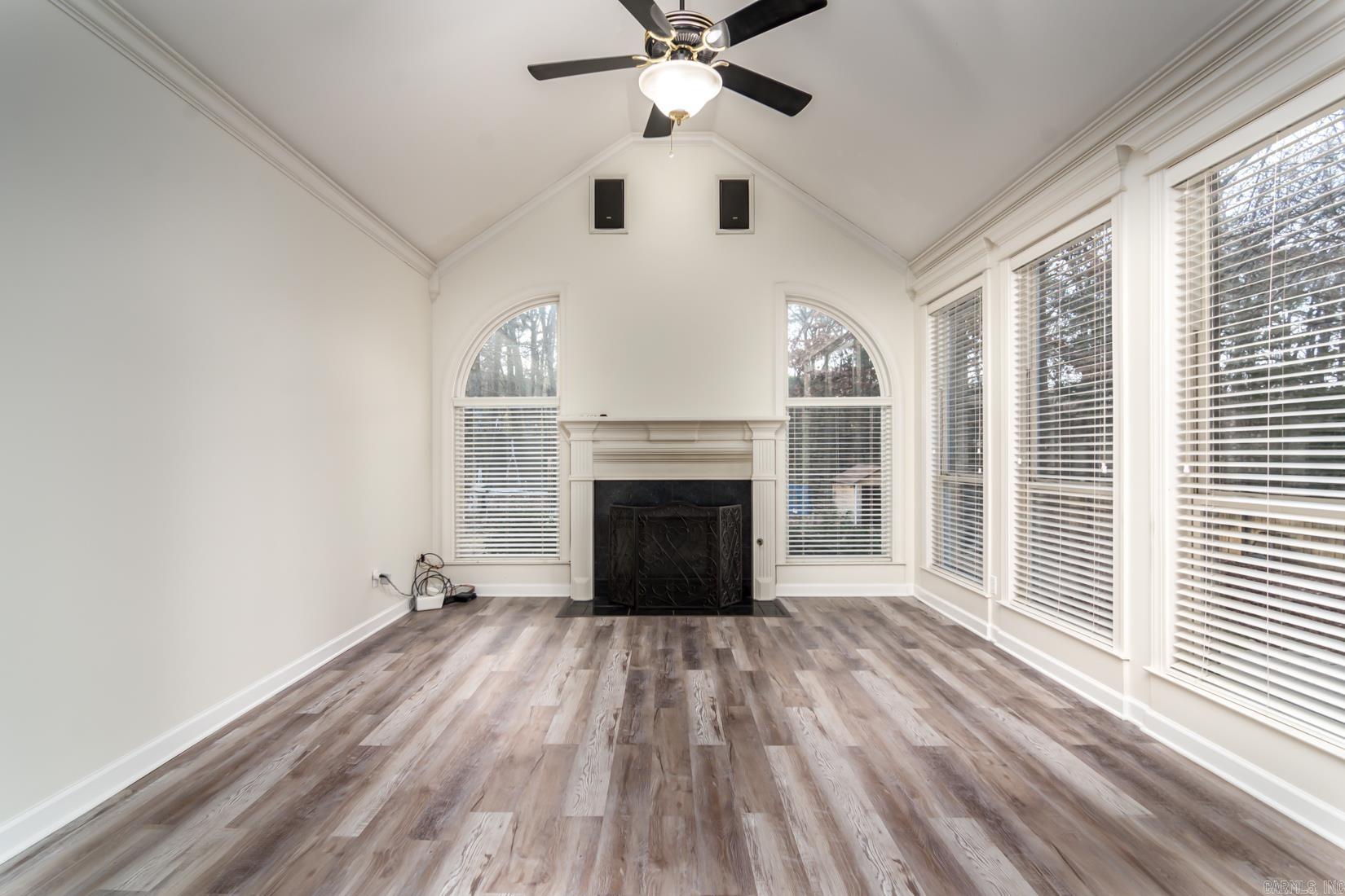 CHENAL VALLEY MARGEUAX - Residential