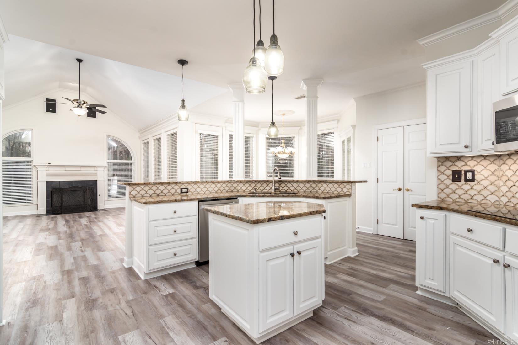 CHENAL VALLEY MARGEUAX - Residential