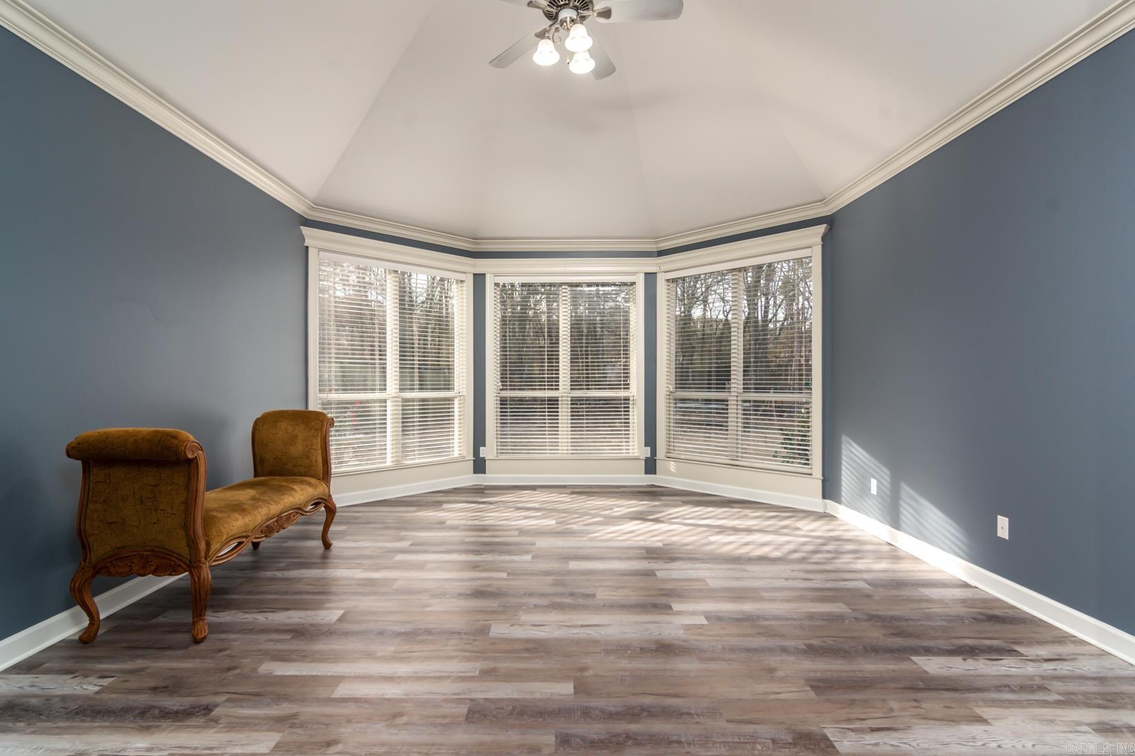 CHENAL VALLEY MARGEUAX - Residential