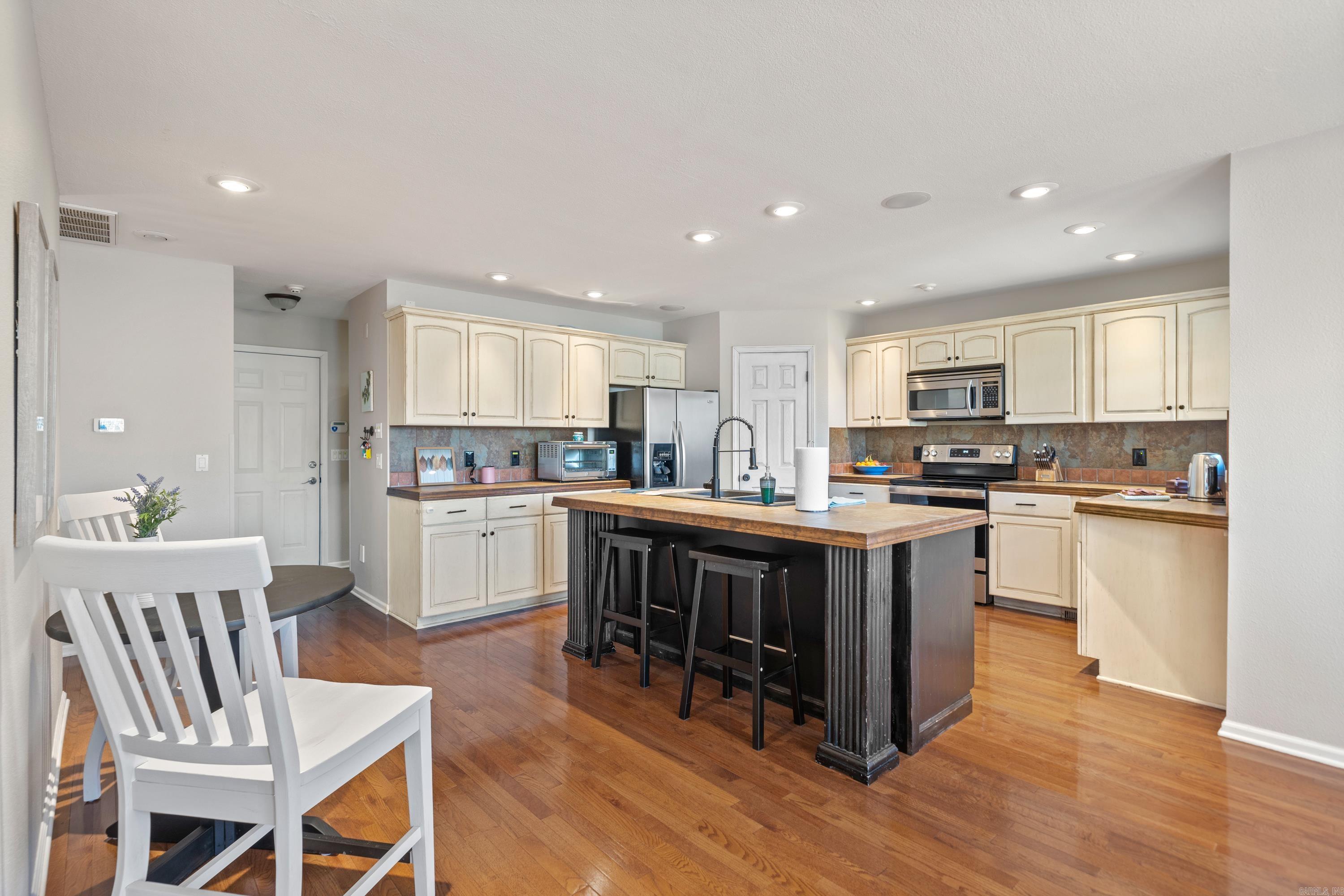 Mazanders - Residential