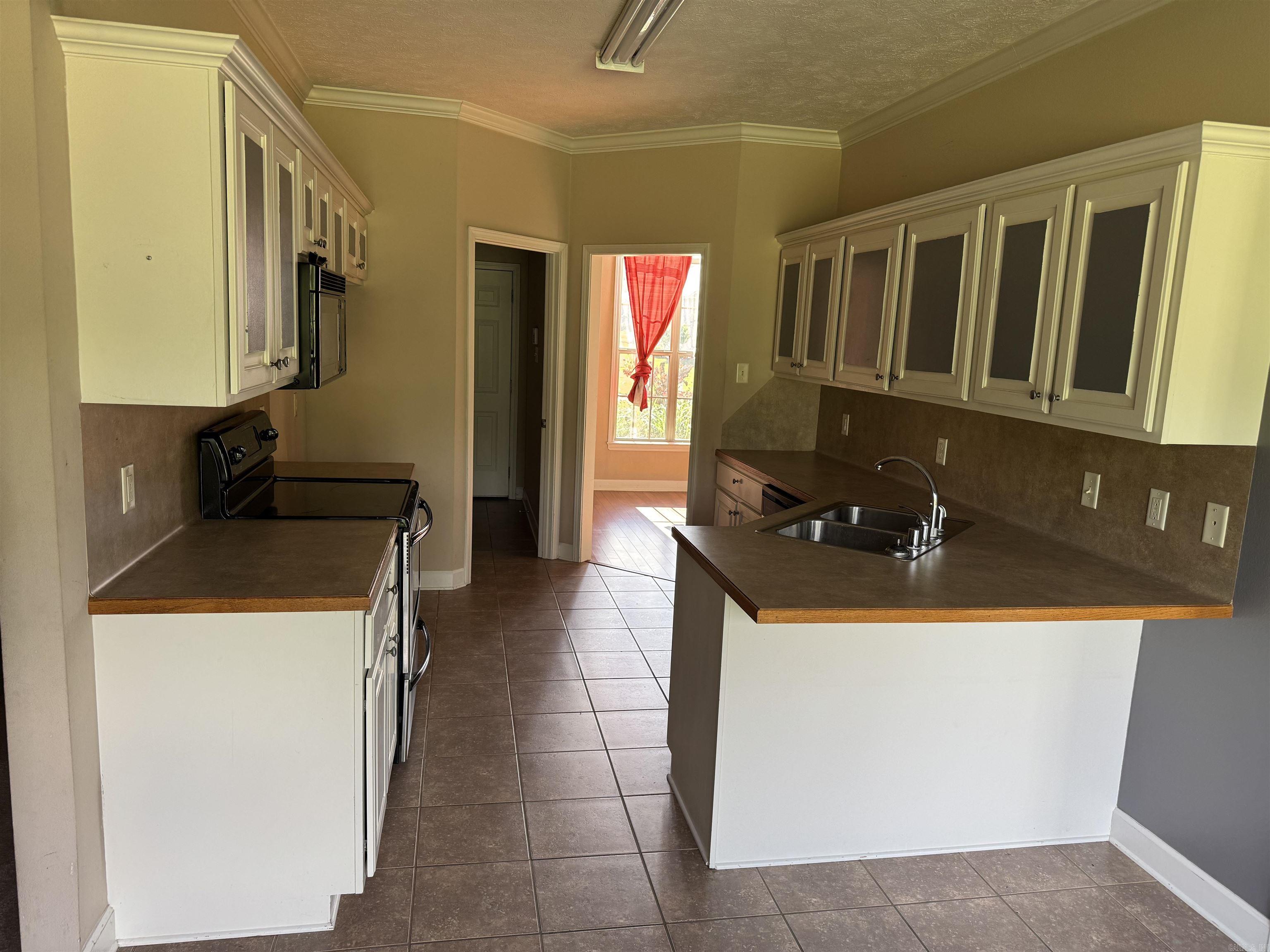 Club Creek - Residential