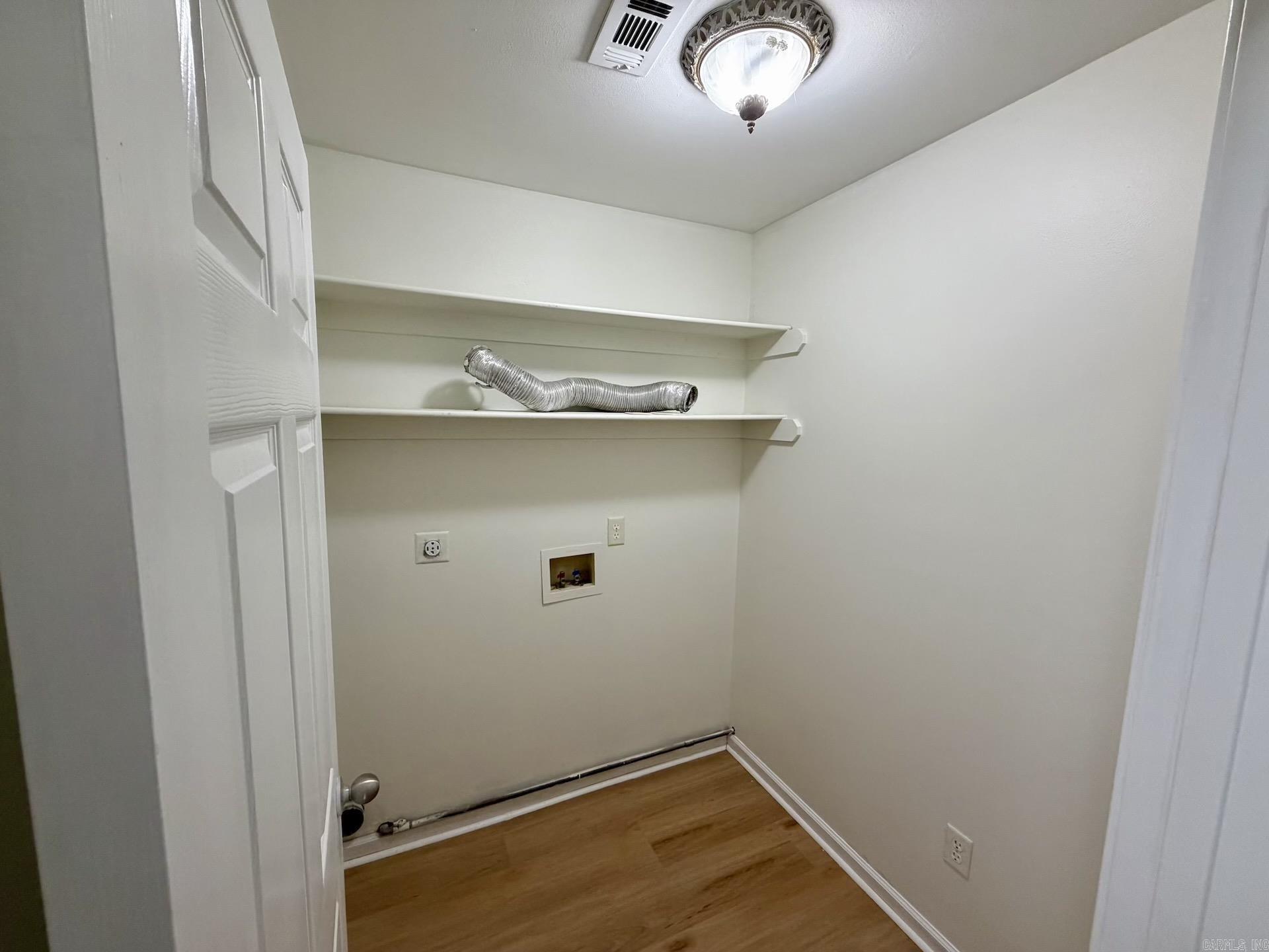 SHARON COVE - Residential