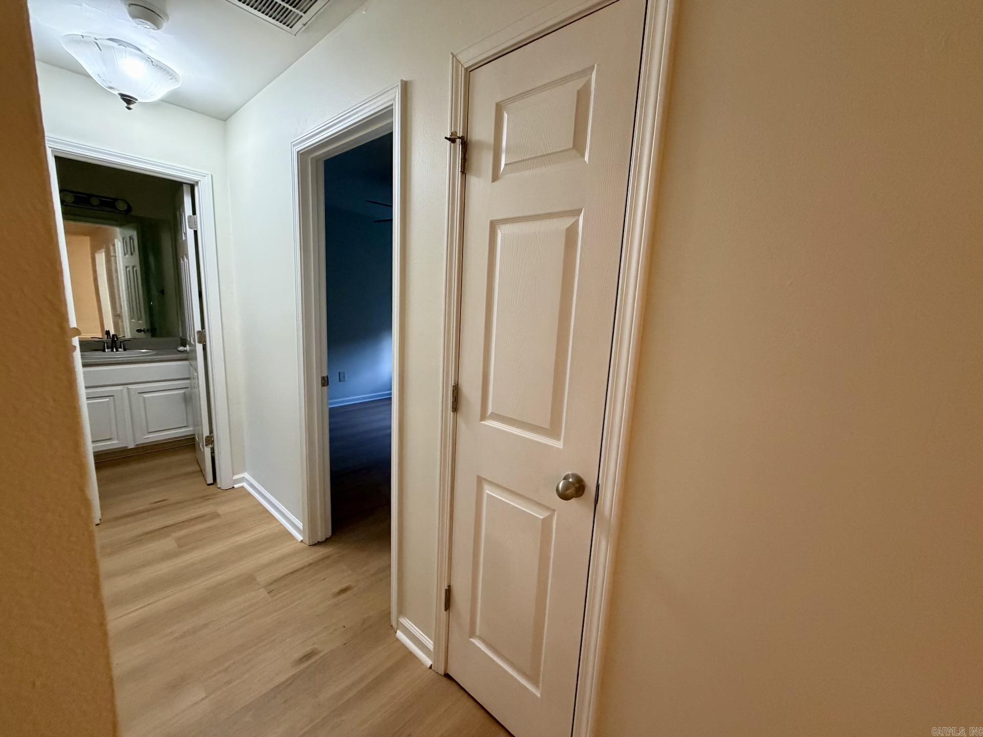 SHARON COVE - Residential