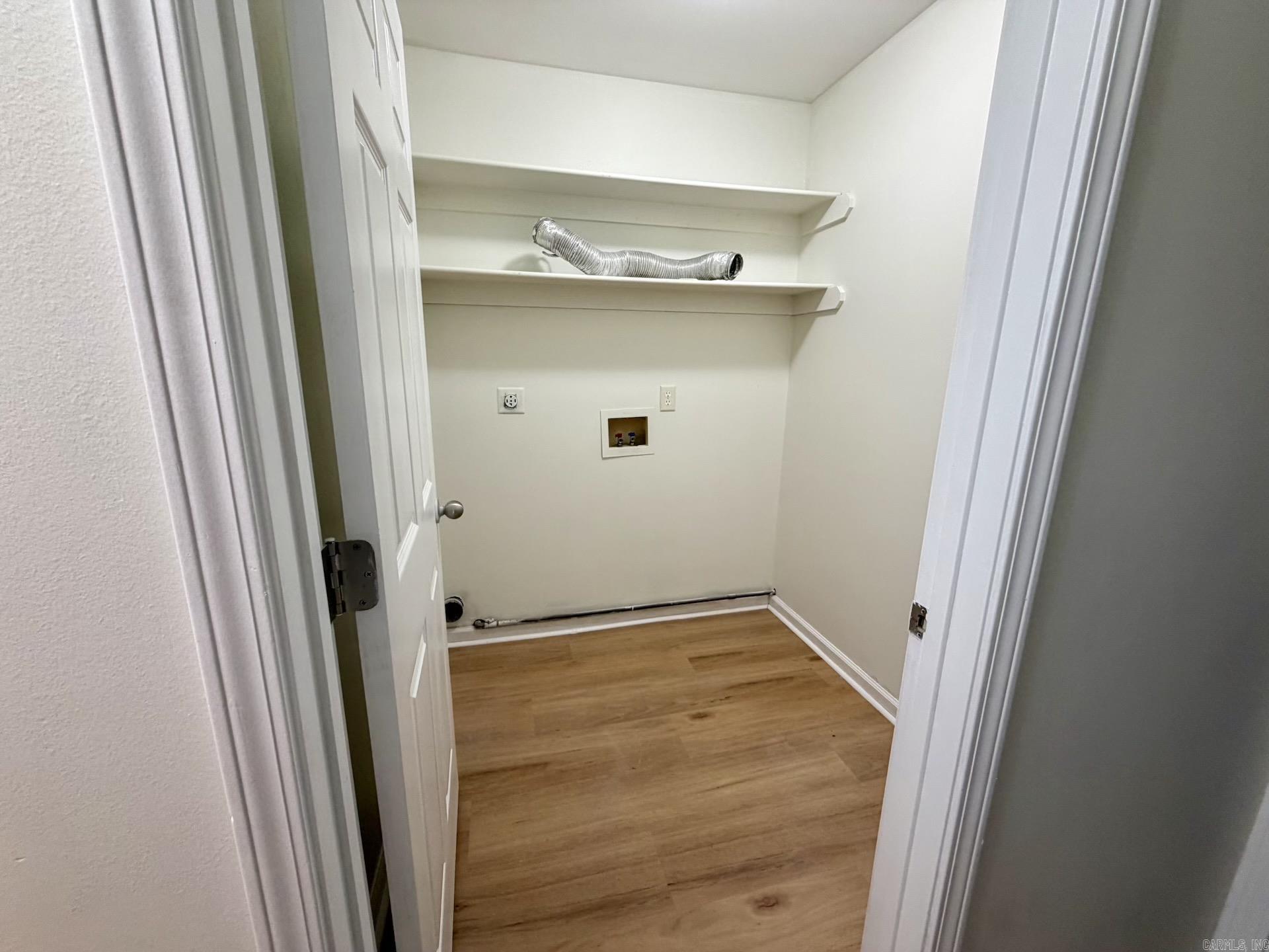 SHARON COVE - Residential