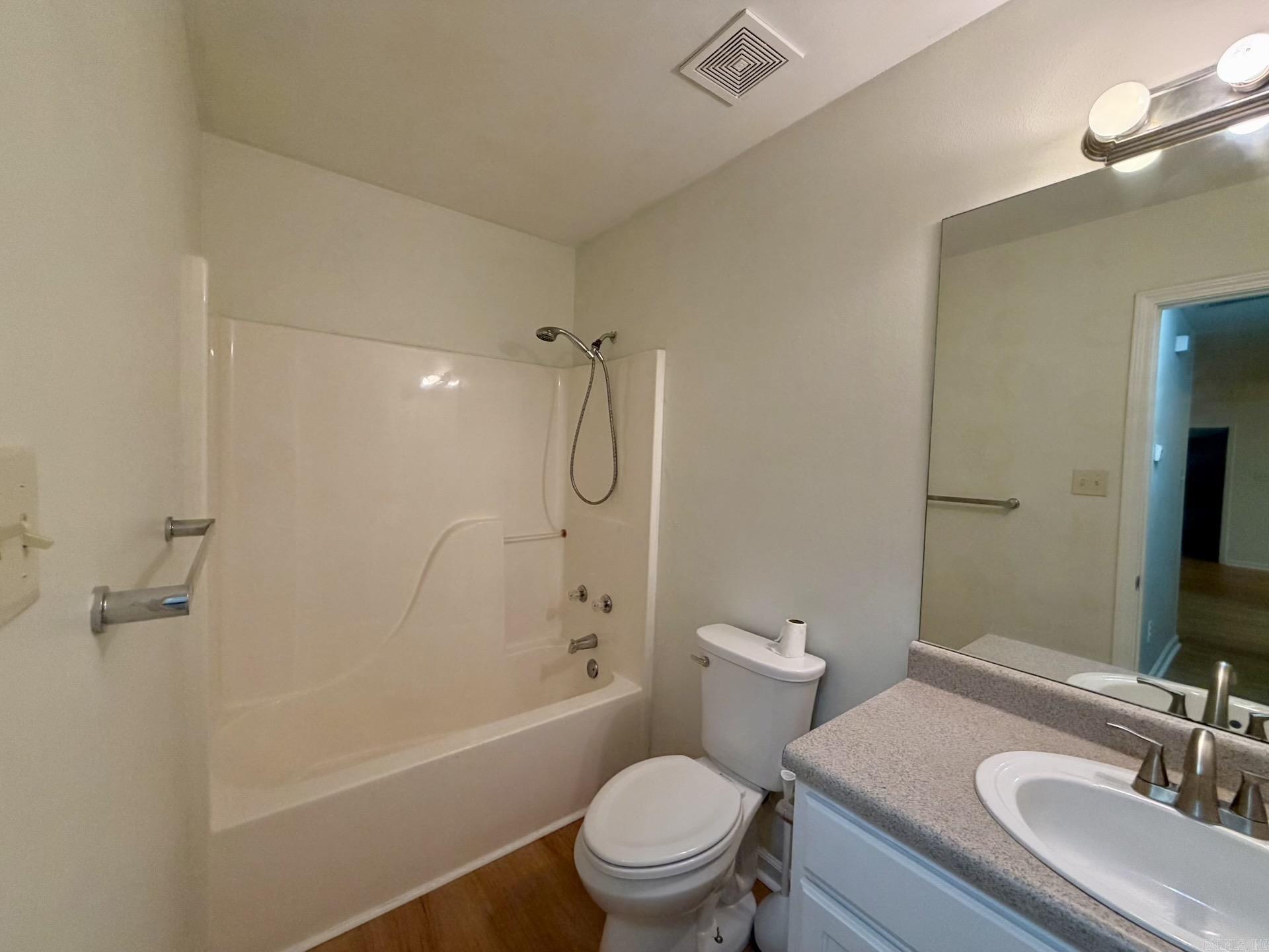 SHARON COVE - Residential