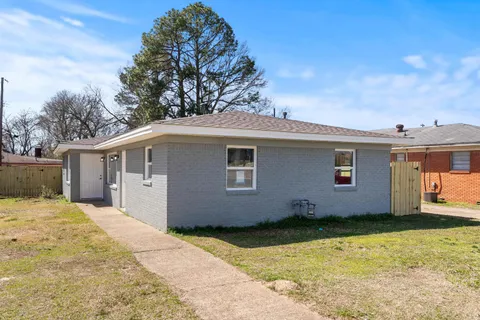 MLS: 25006517