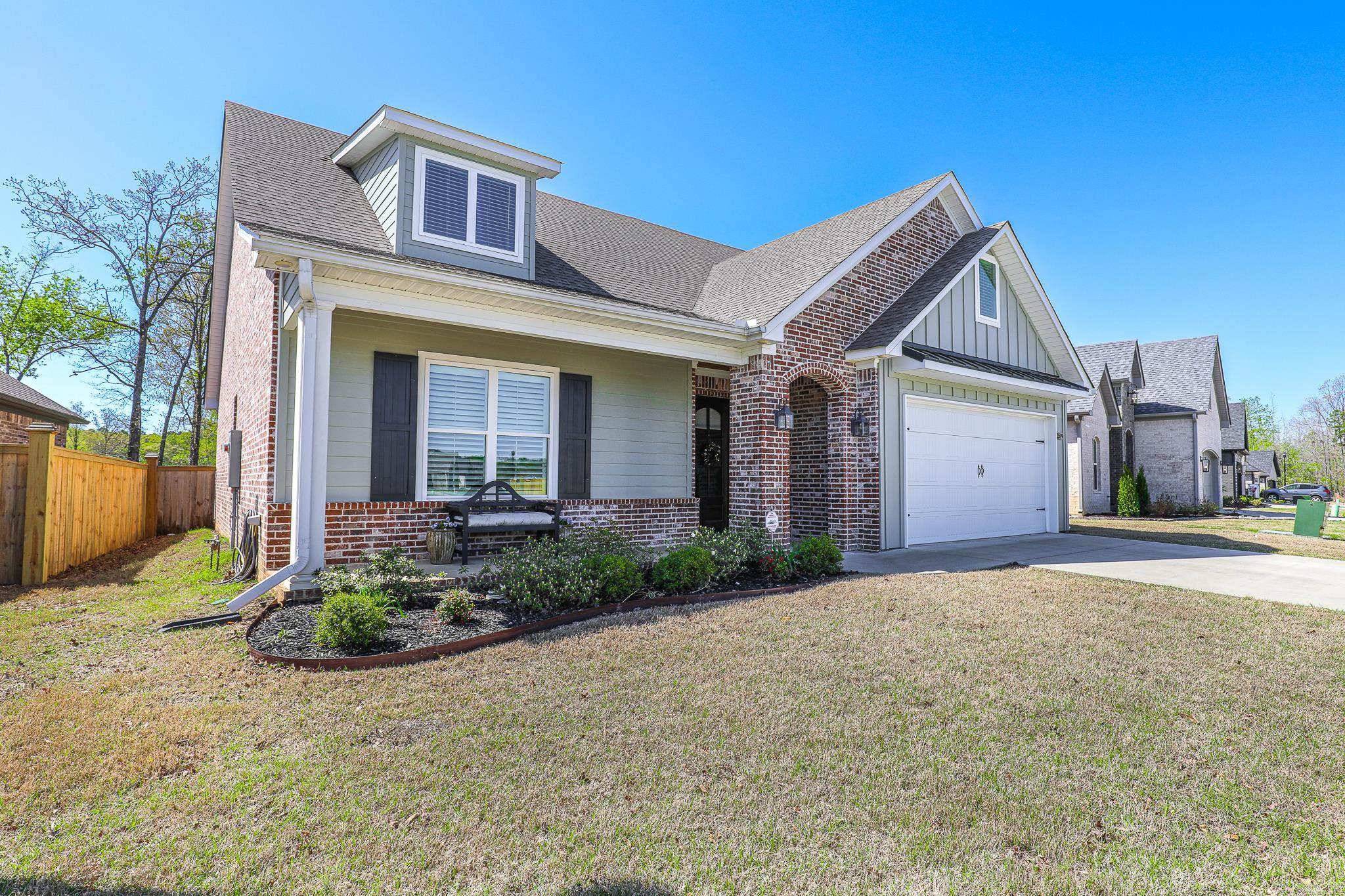 THE WOODLANDS - Residential