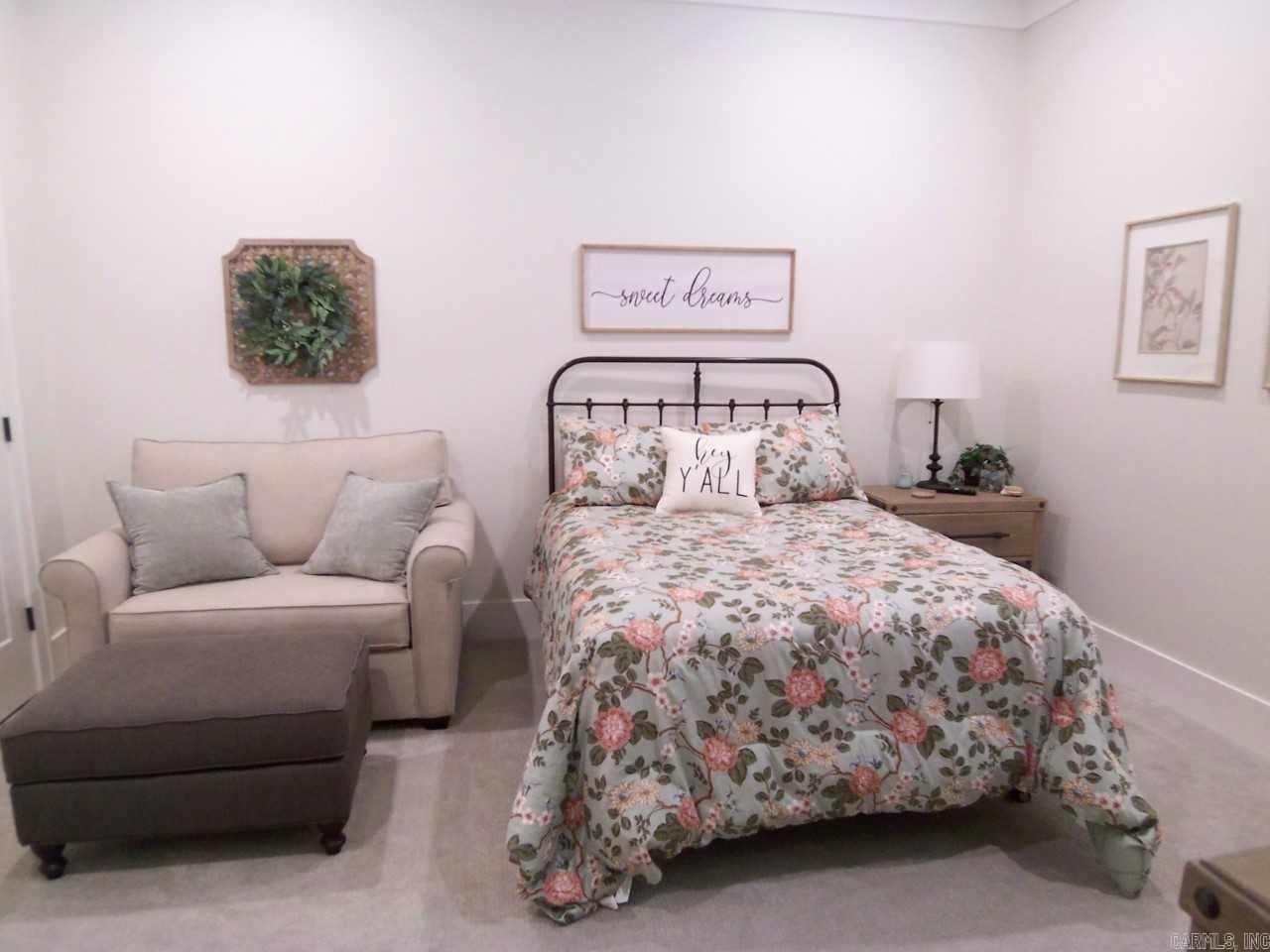 THE WOODLANDS - Residential