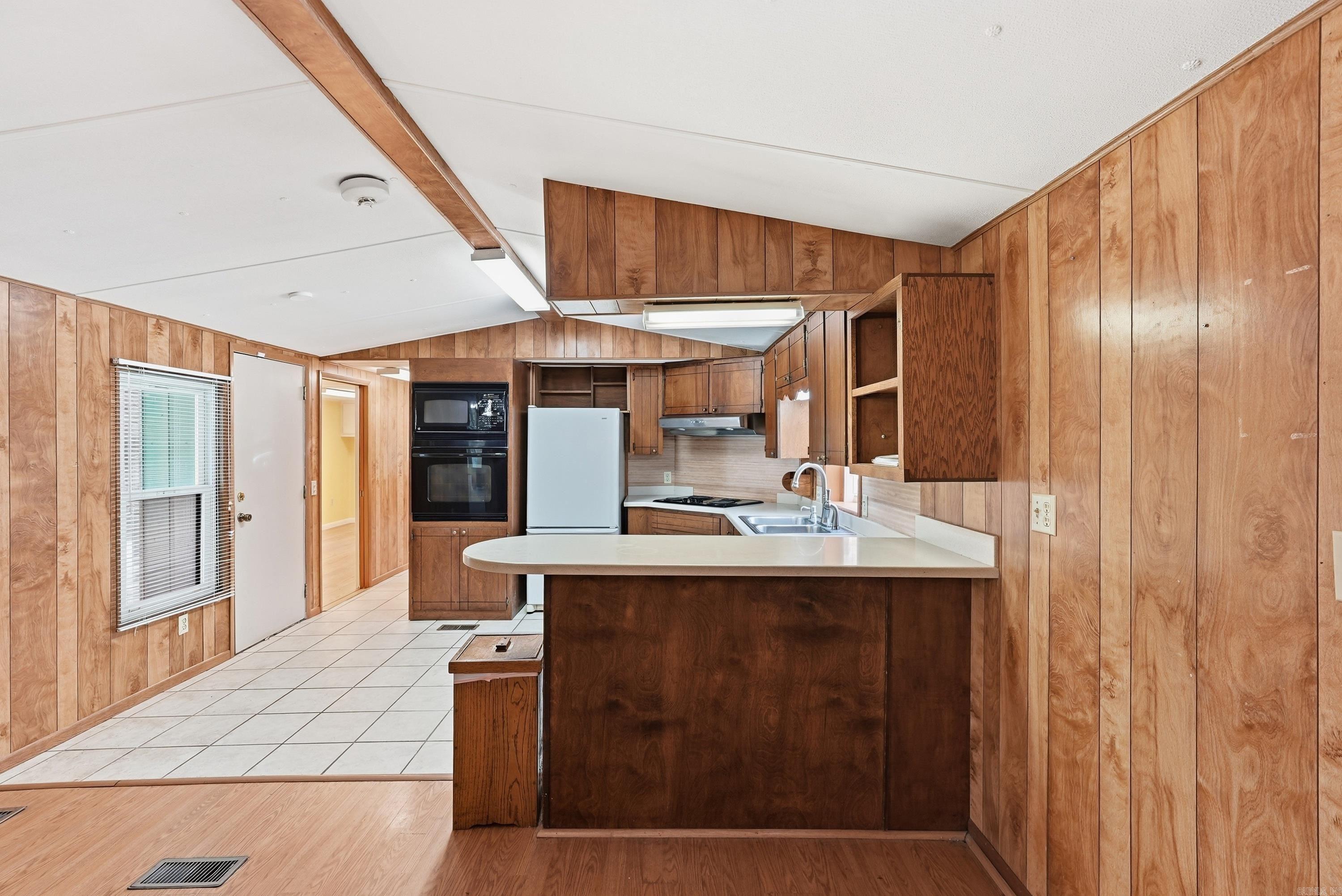 ADAMS BOAT LANDING - Residential