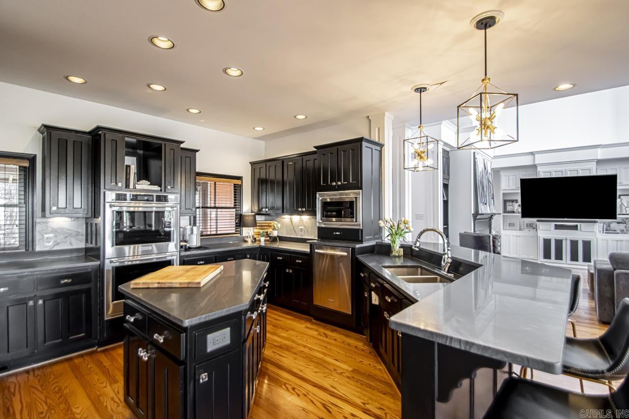 RIDGEFIELD ESTATES - Residential