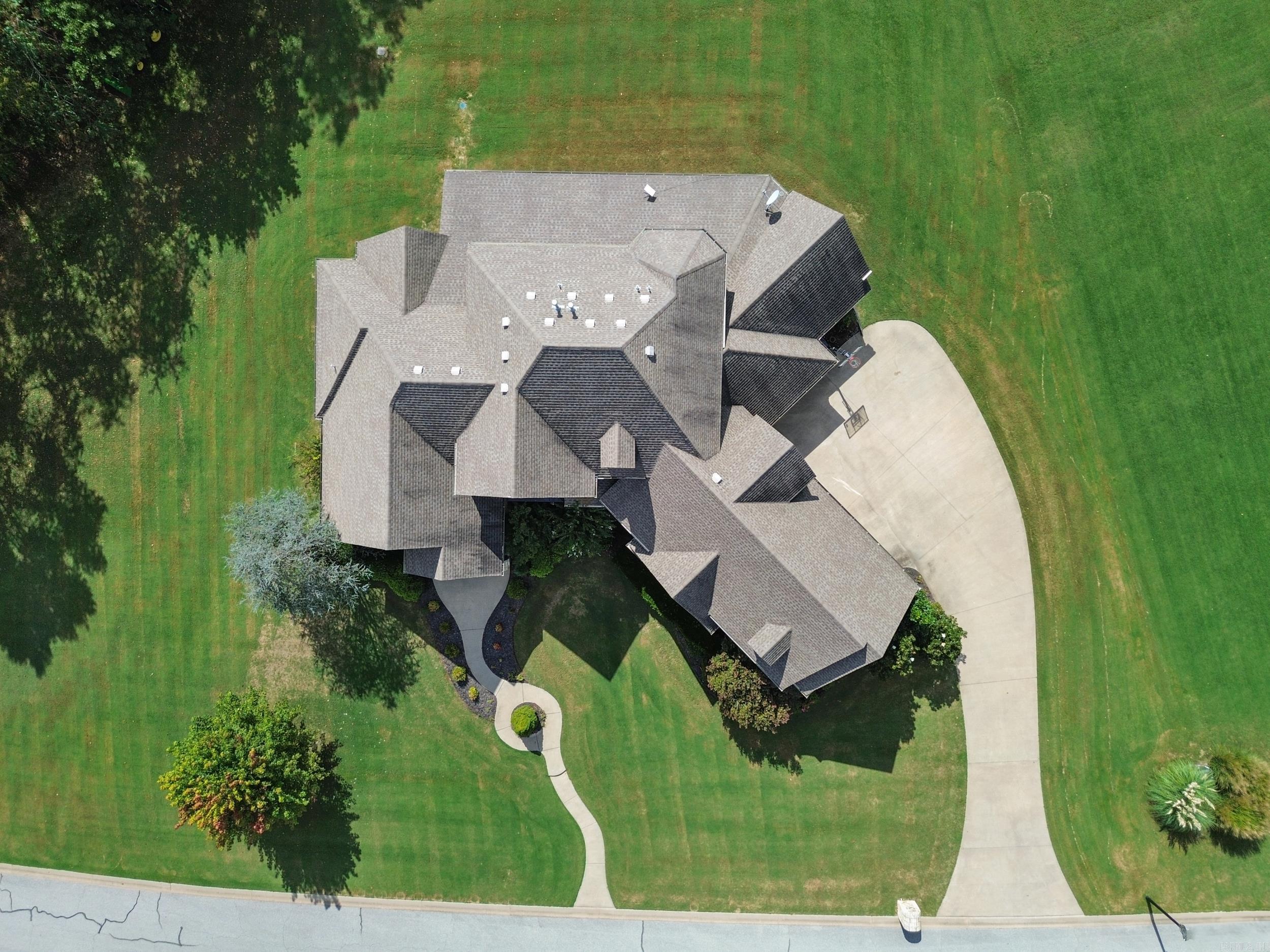 BEAU CHALET SUB-RURBAN - Residential