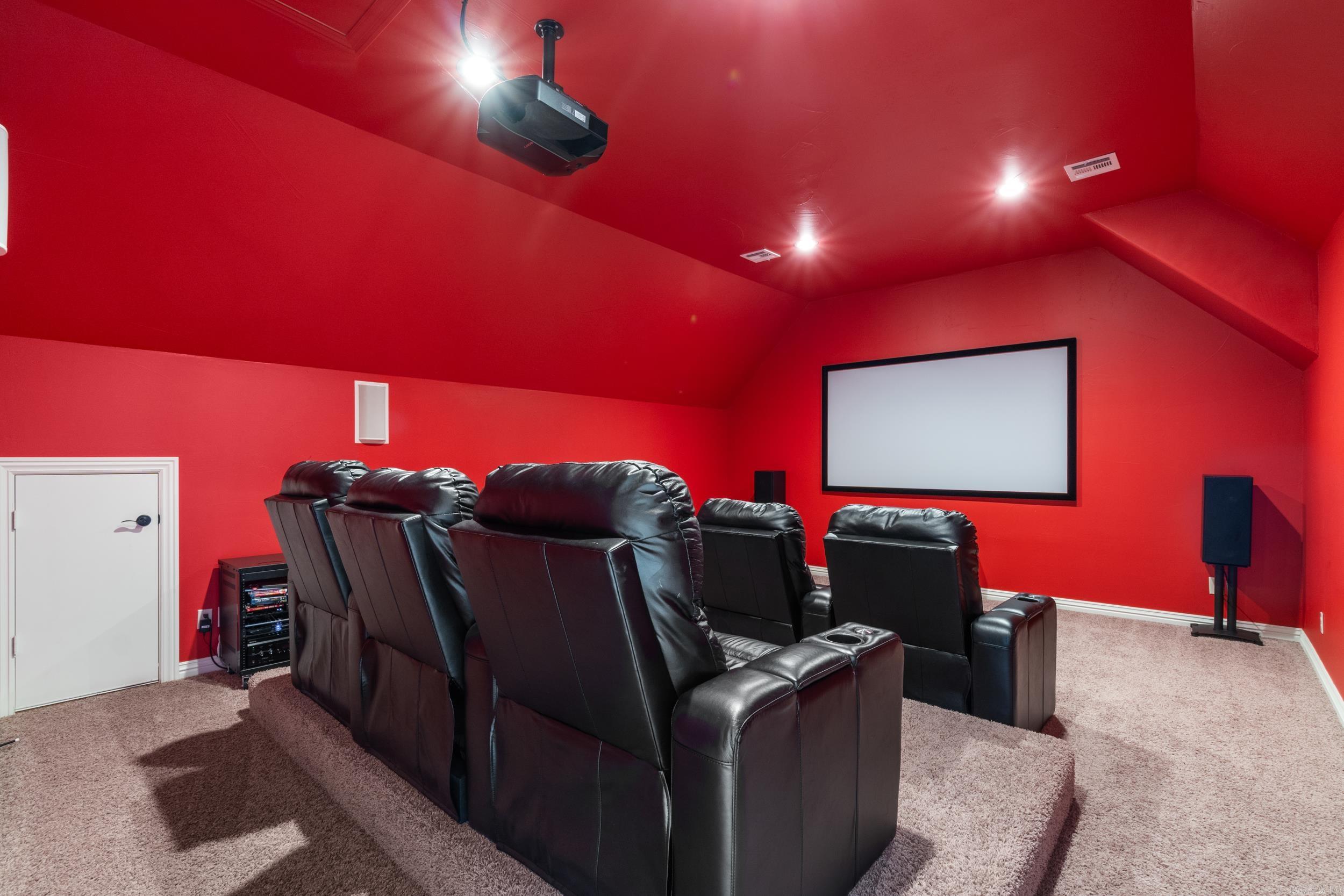 BEAU CHALET SUB-RURBAN - Residential