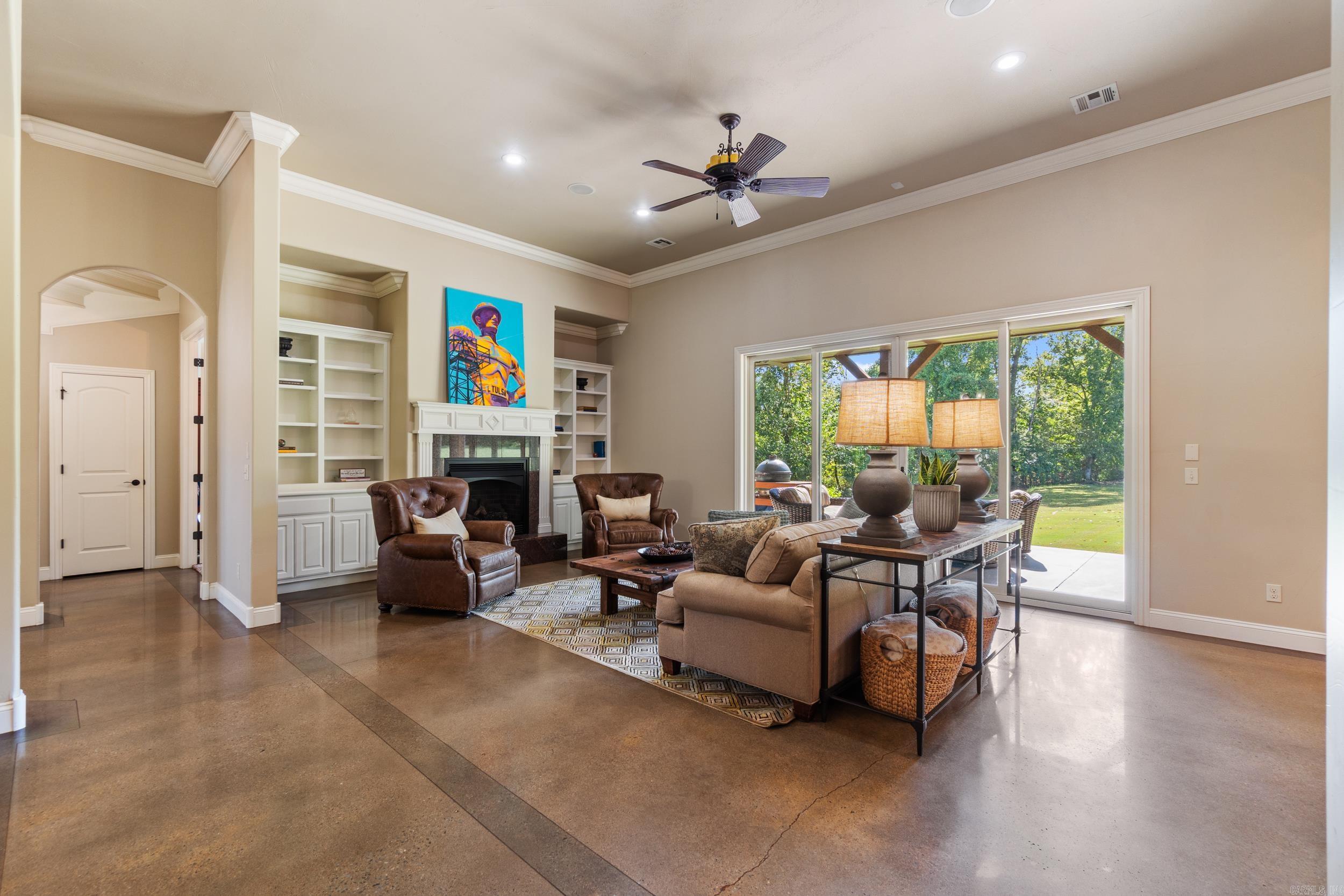 BEAU CHALET SUB-RURBAN - Residential