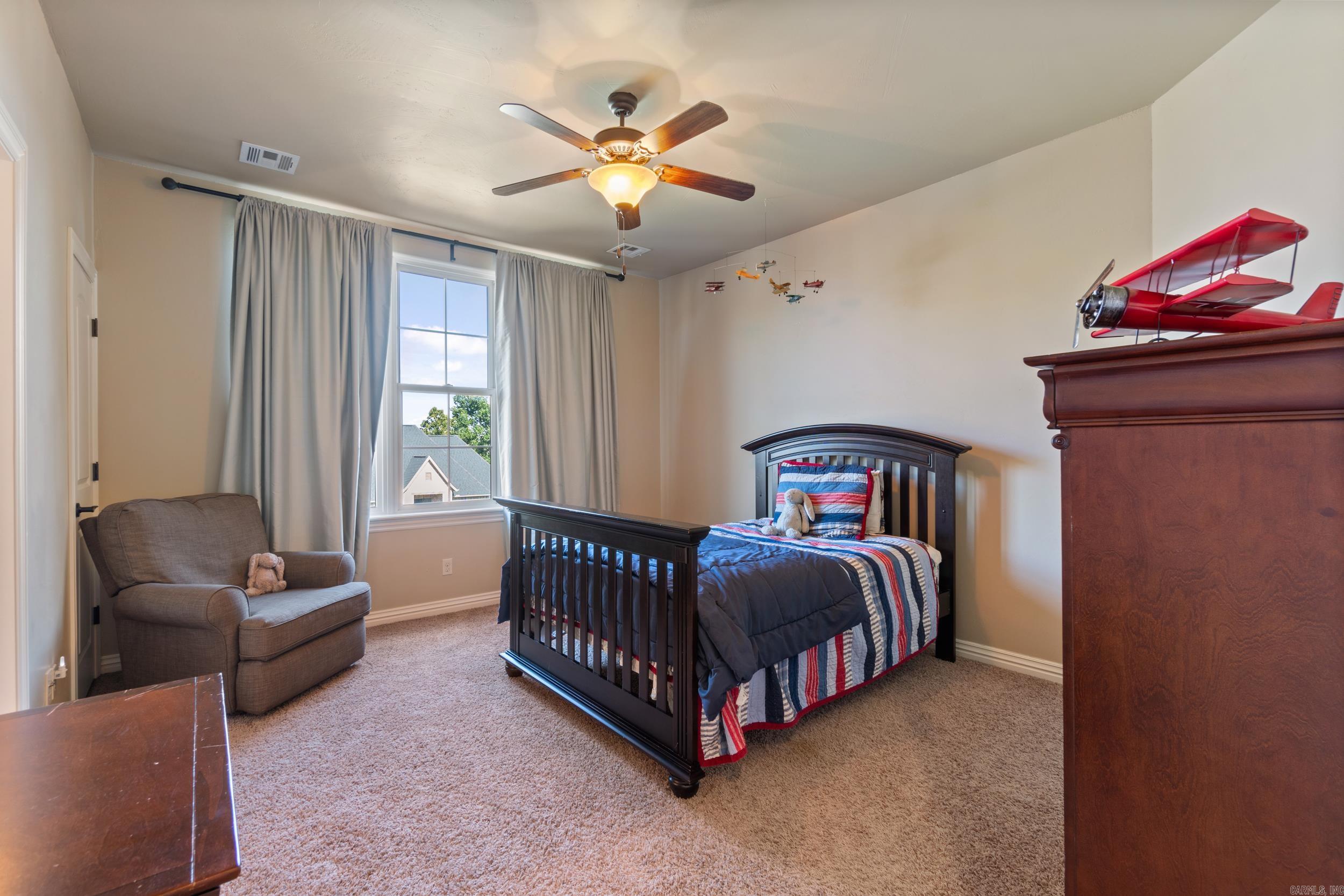 BEAU CHALET SUB-RURBAN - Residential