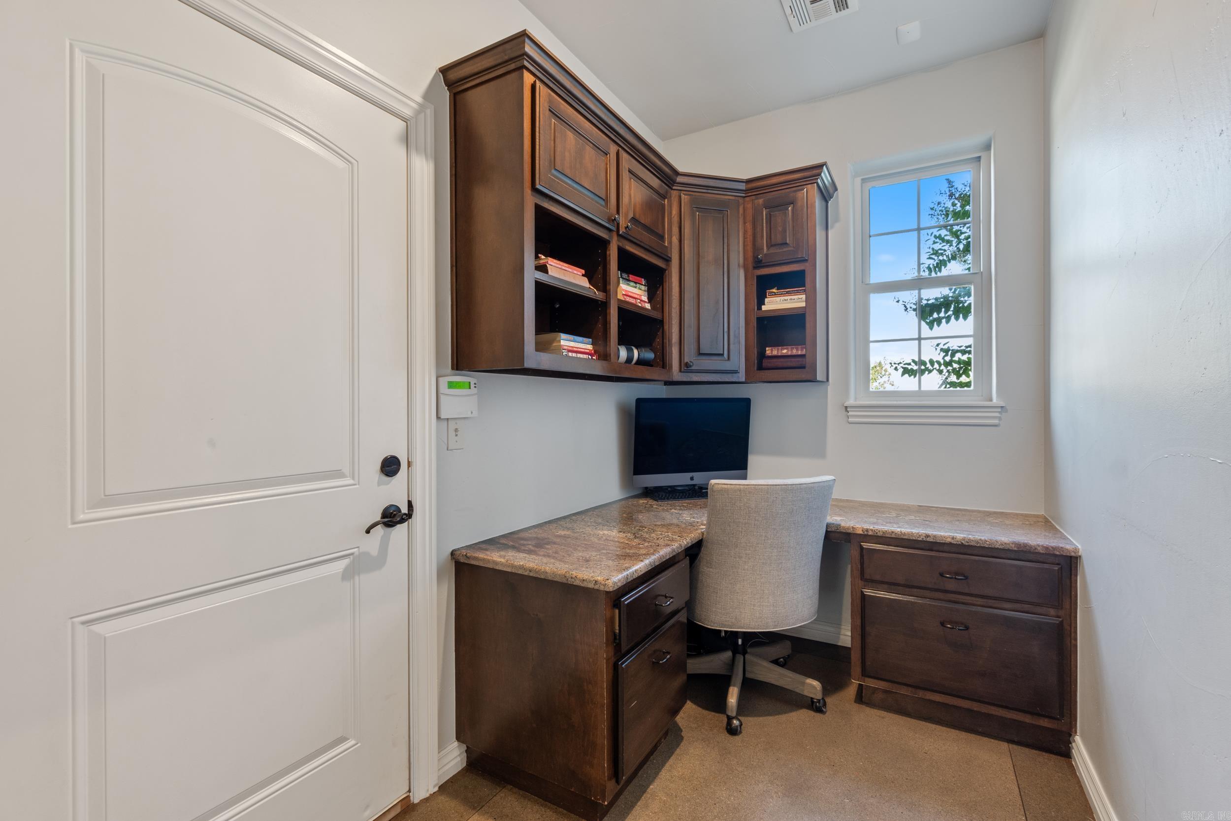 BEAU CHALET SUB-RURBAN - Residential