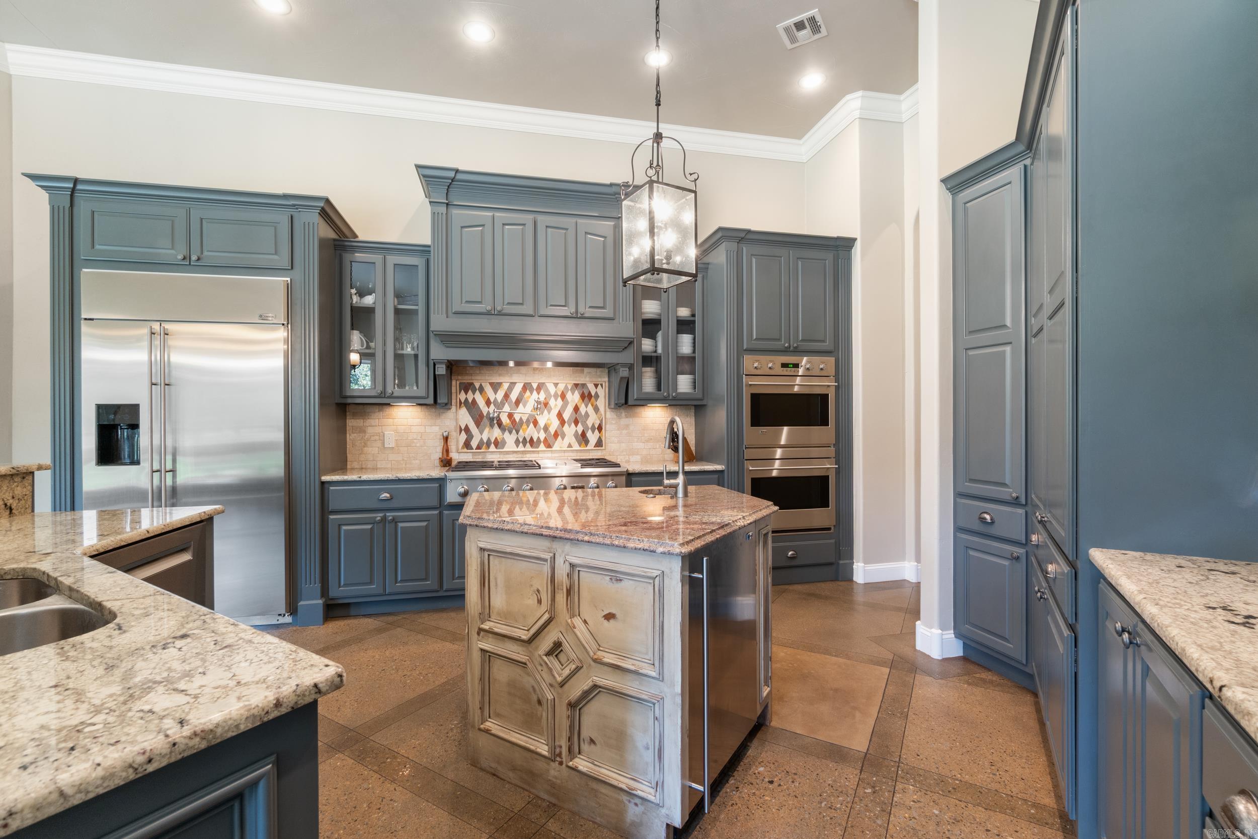 BEAU CHALET SUB-RURBAN - Residential