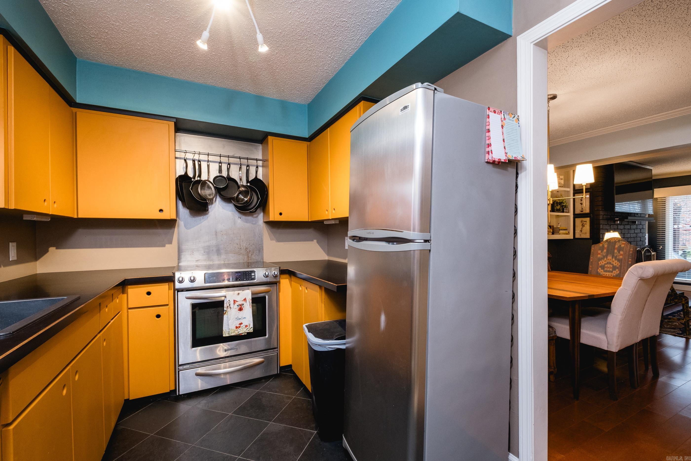 CAMBRIDGE PLACE HPR - Residential