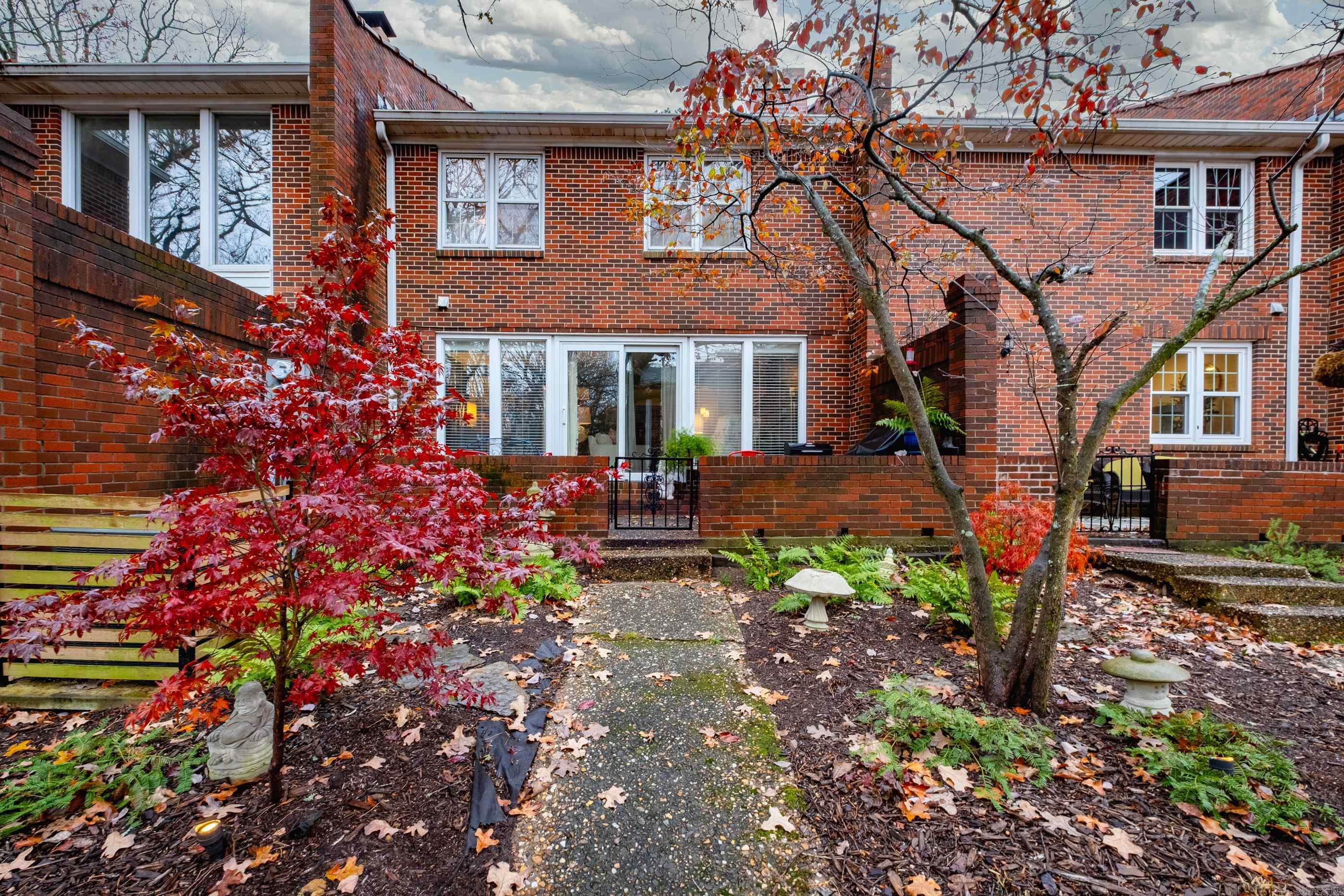 CAMBRIDGE PLACE HPR - Residential