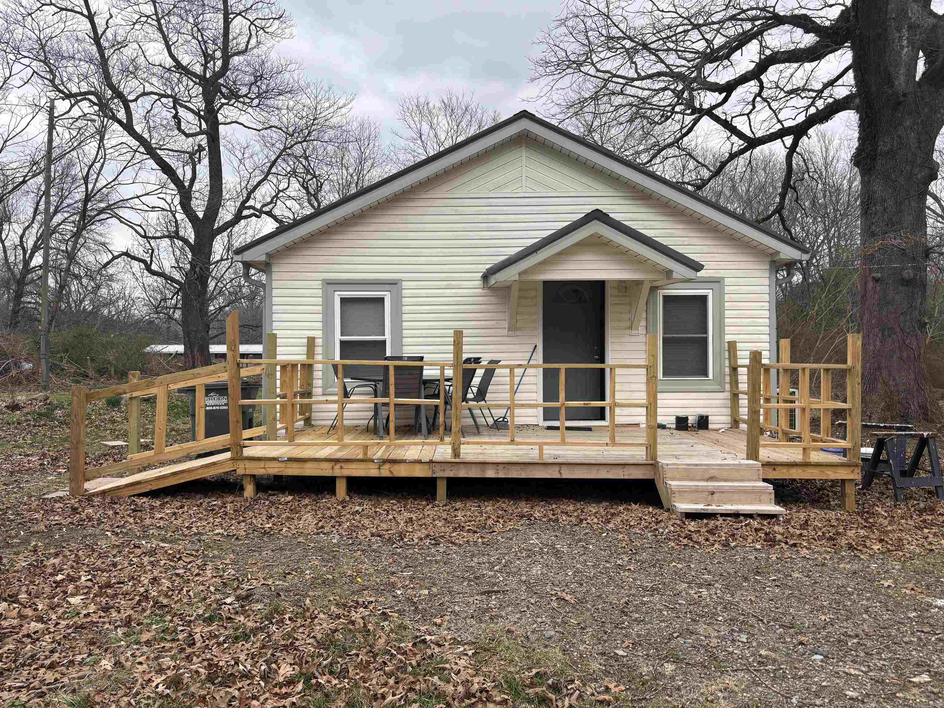 BALD KNOB OUTLOTS - Residential