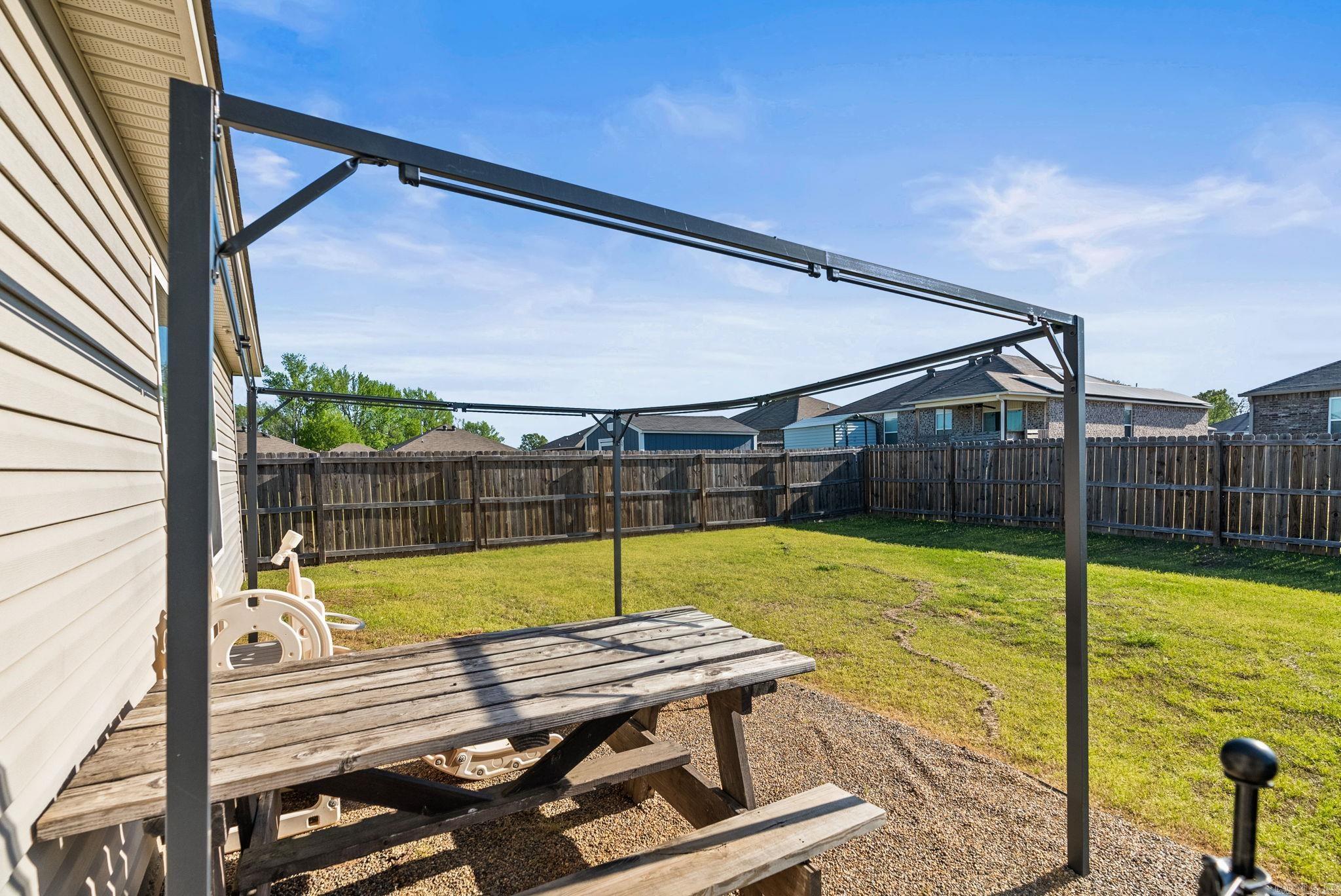 TRAMMEL ESTATES - Residential