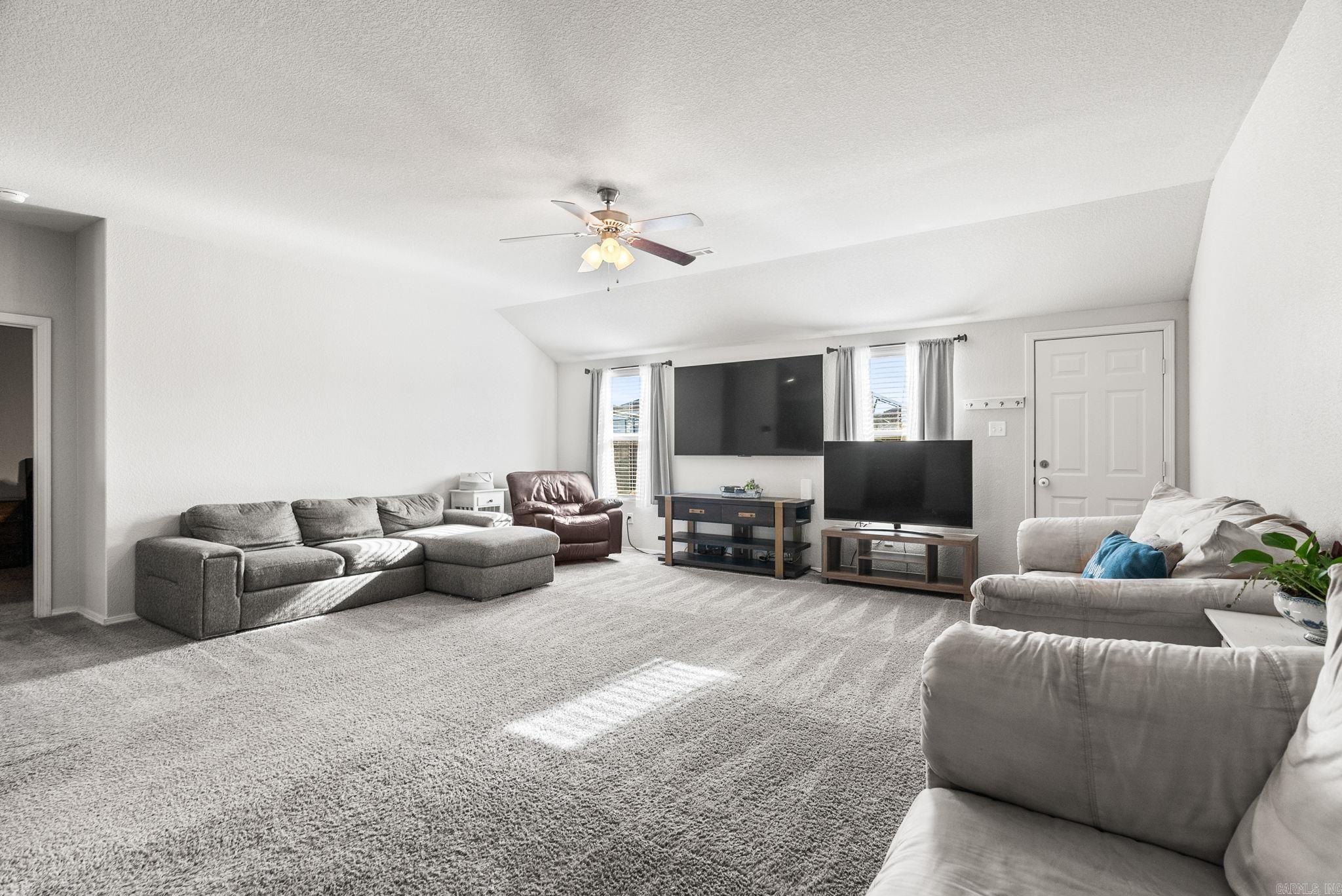 TRAMMEL ESTATES - Residential