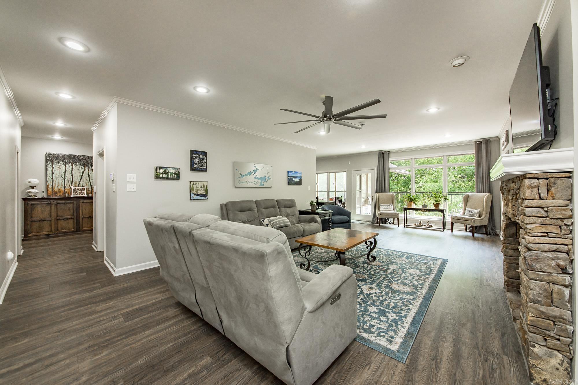 Richardson Point - Residential