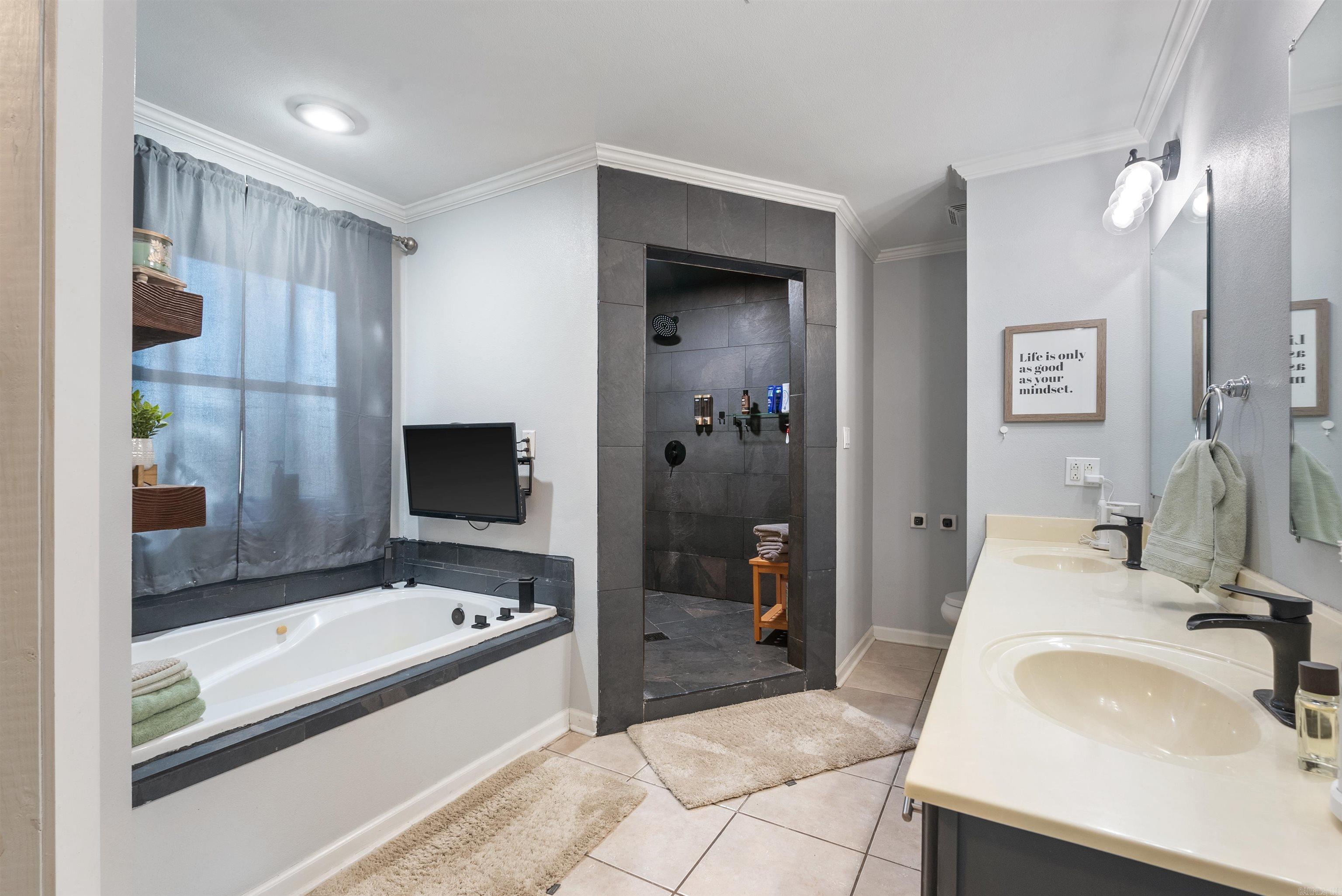 NORTHWOODS - Residential